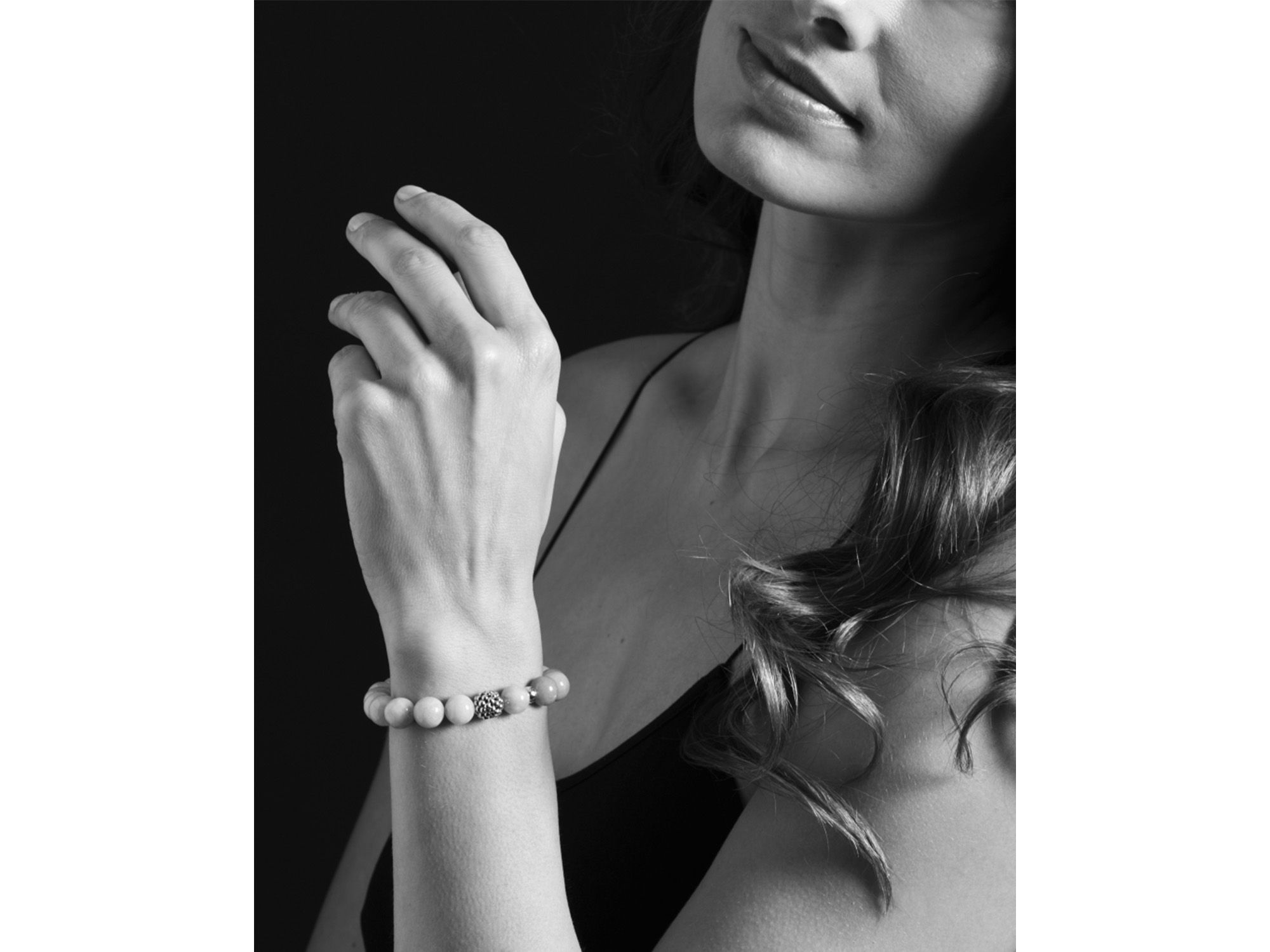 Caviar Ball Beaded Cultured Pearl Bracelet, 10mm — Image 3