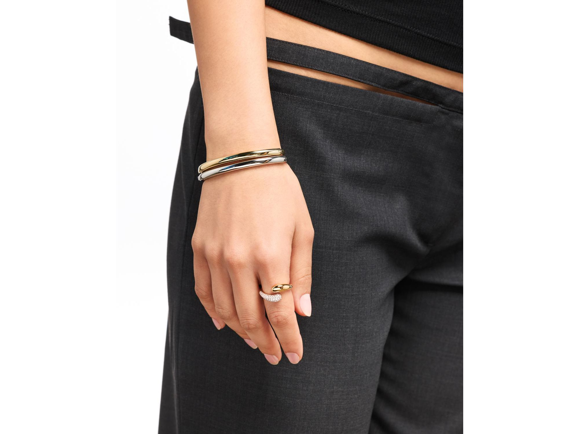 Toby Brass Gold Band Ring — Image 3