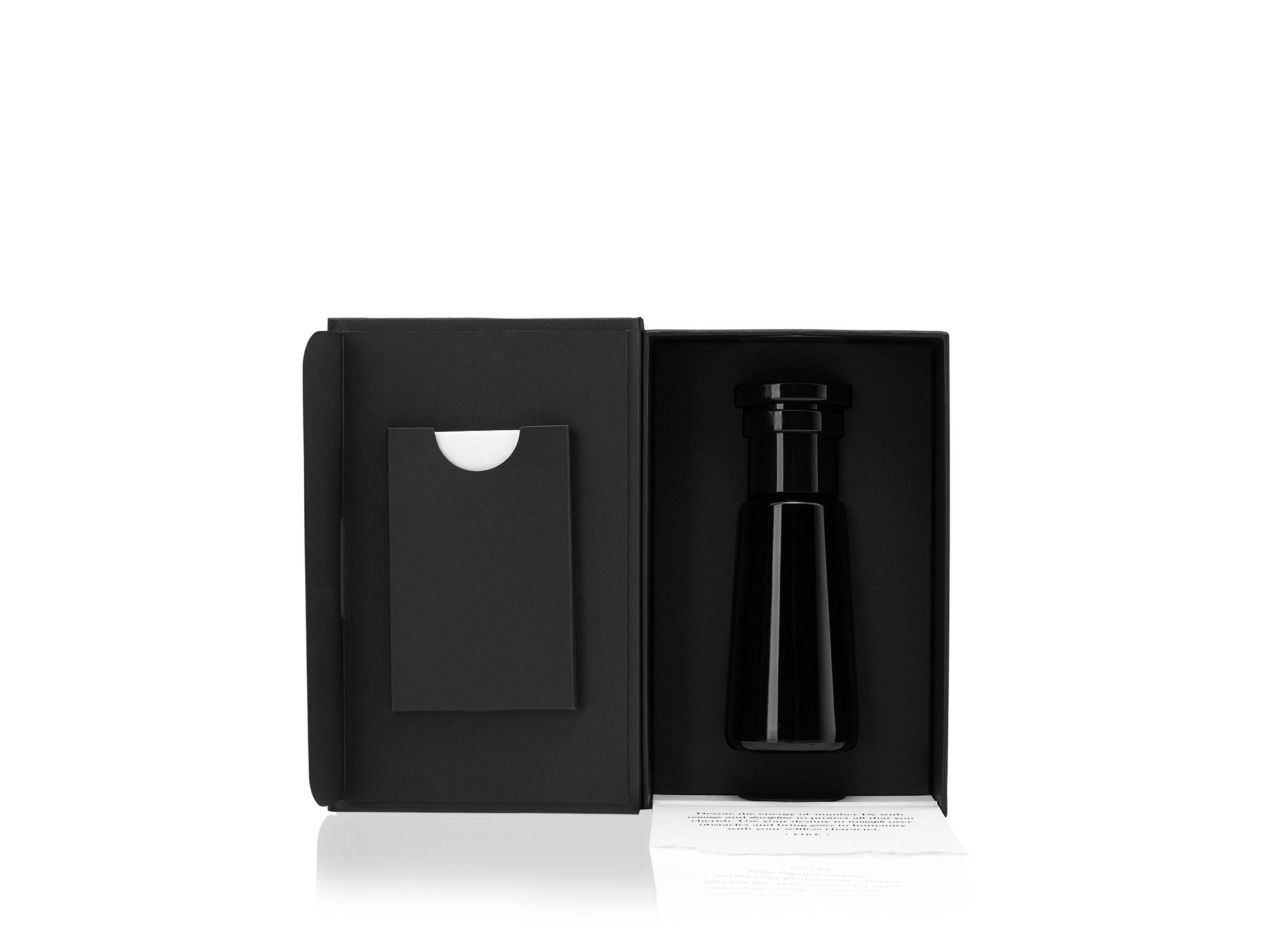 Les Parfums Infinis HERO Eau de Parfum 1 oz. — Image 5