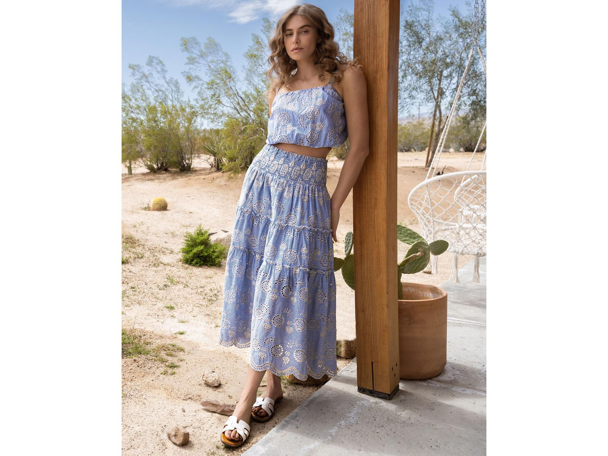 Dani Eyelet Bubble Crop Top — Image 4