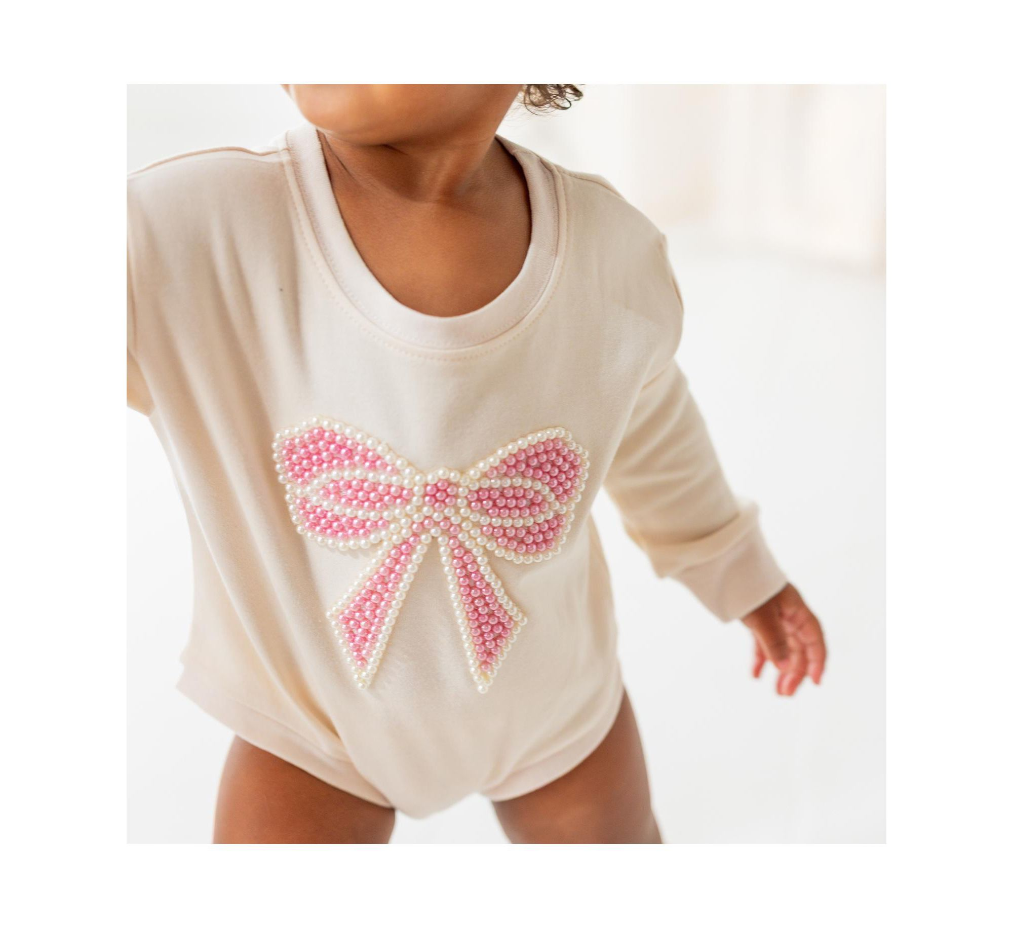 Girls' Pearl Bow Patch Long Sleeve Romper - Baby — Image 3