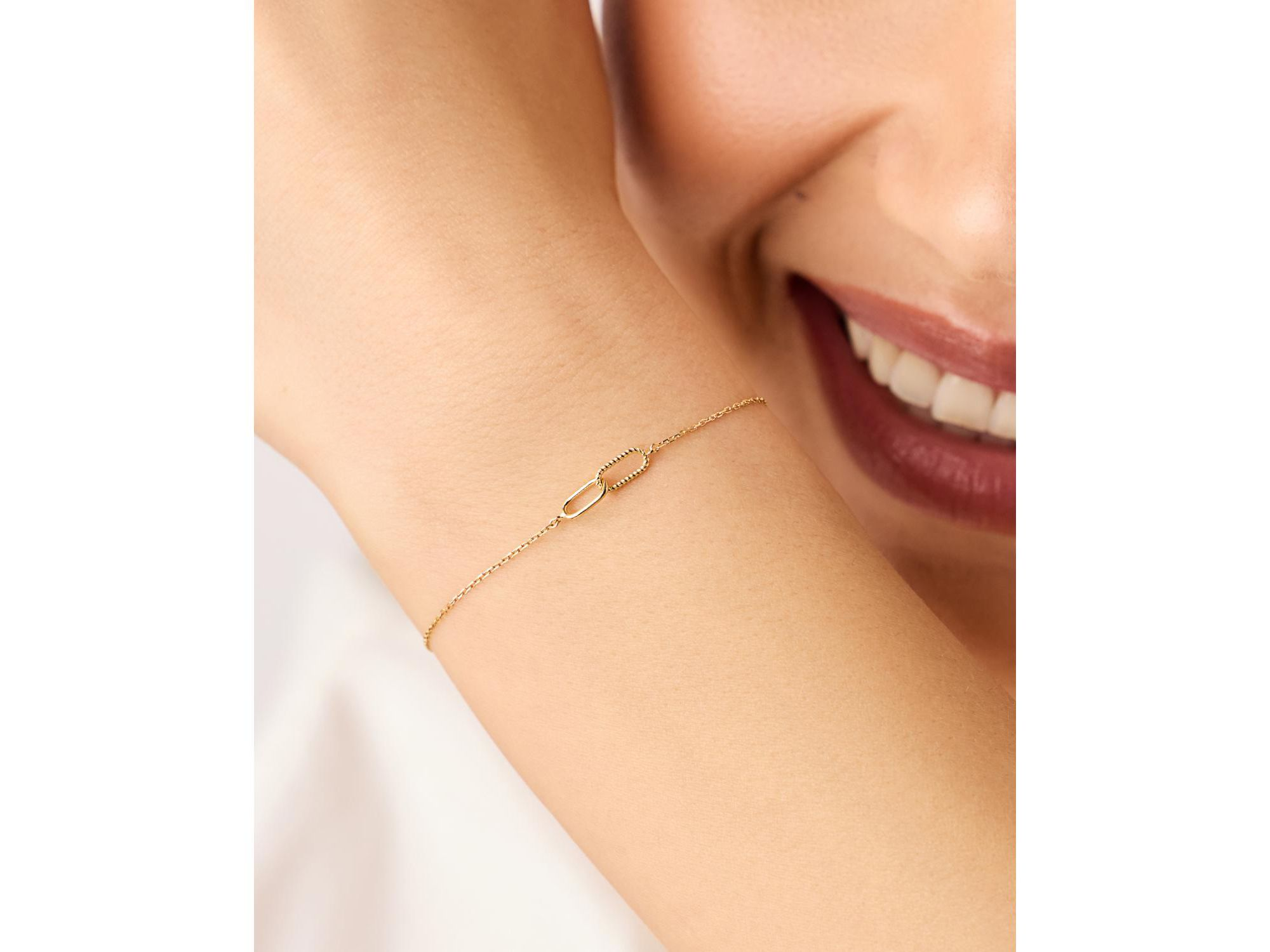 Gold Bracelet - Gold Twisted Link Bracelet — Image 3