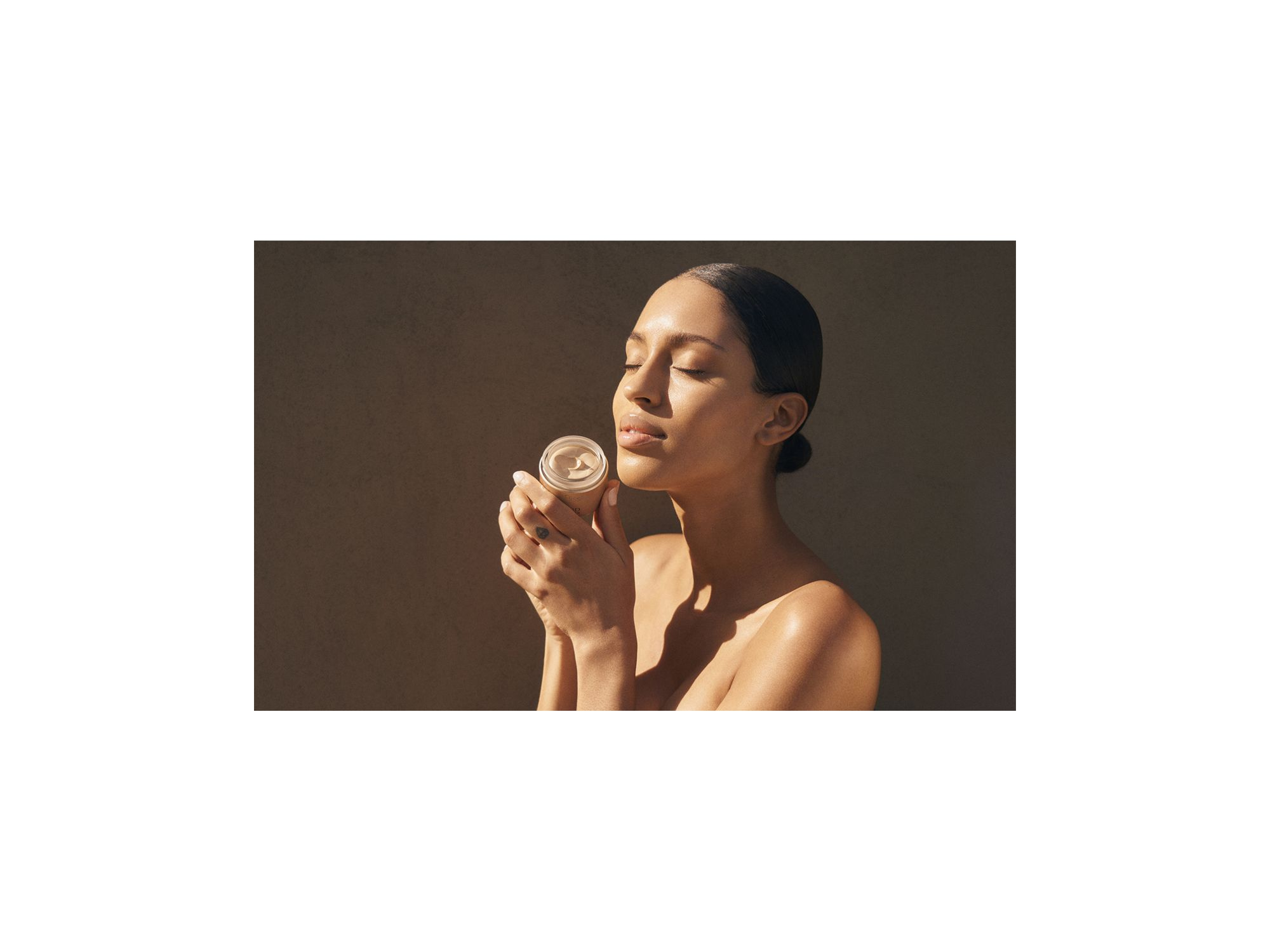 Diamond Cocoon Sheer Cream 1.7 oz. — Image 4