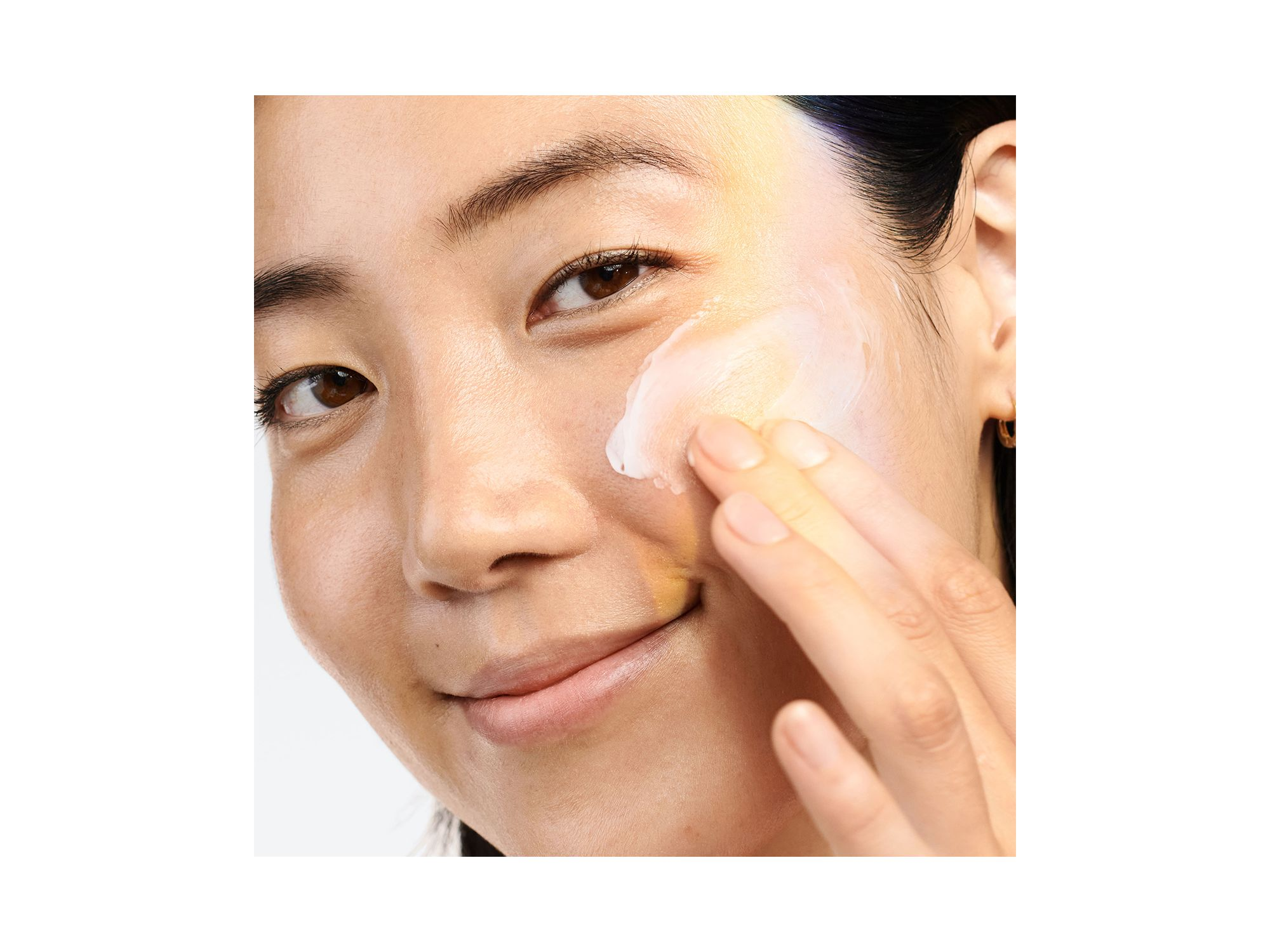 Even Better Clinical Brightening Moisturizer — Image 3