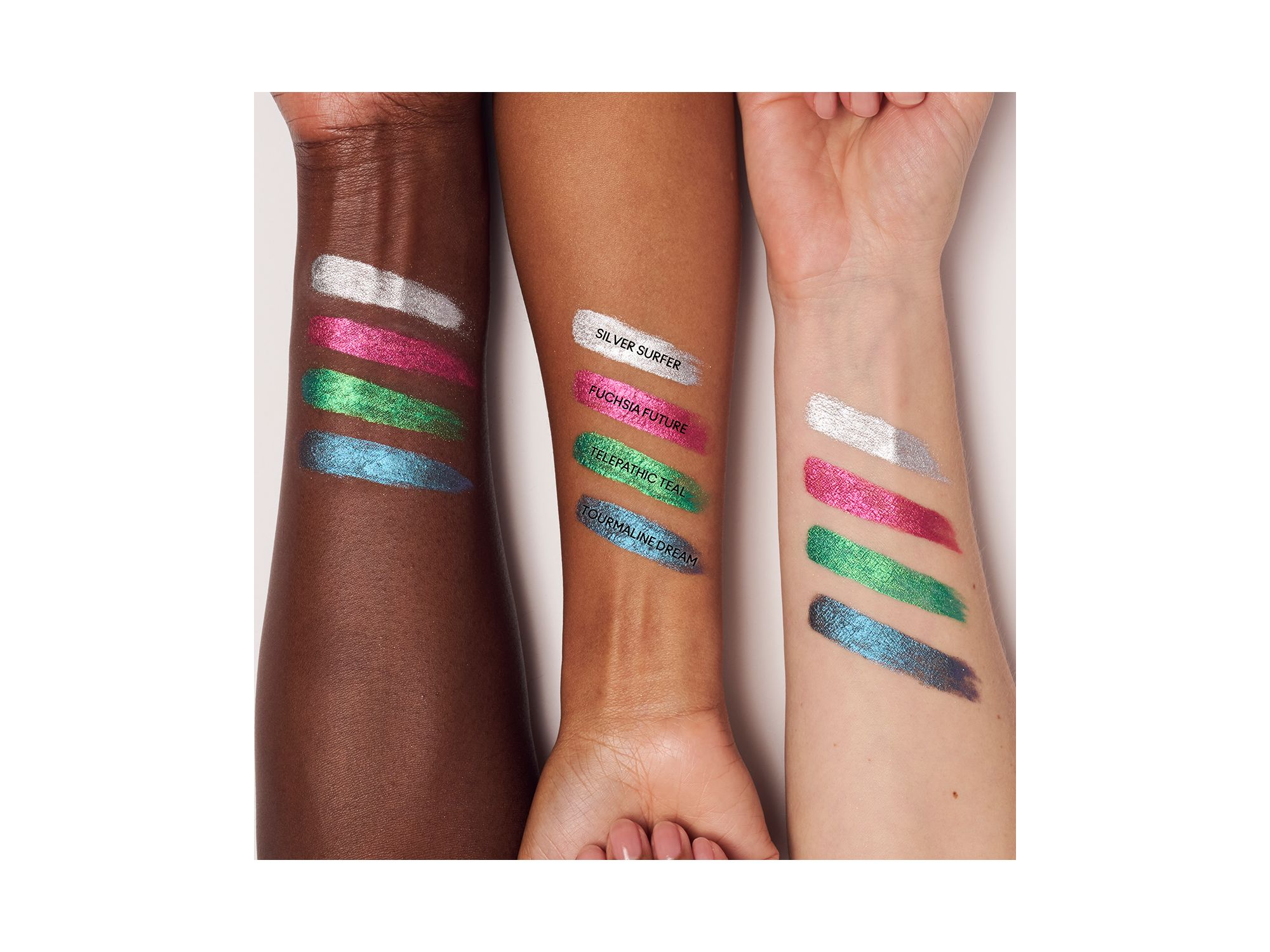 Metallic Dazzleshadow Liquid Eye Shadow — Image 4