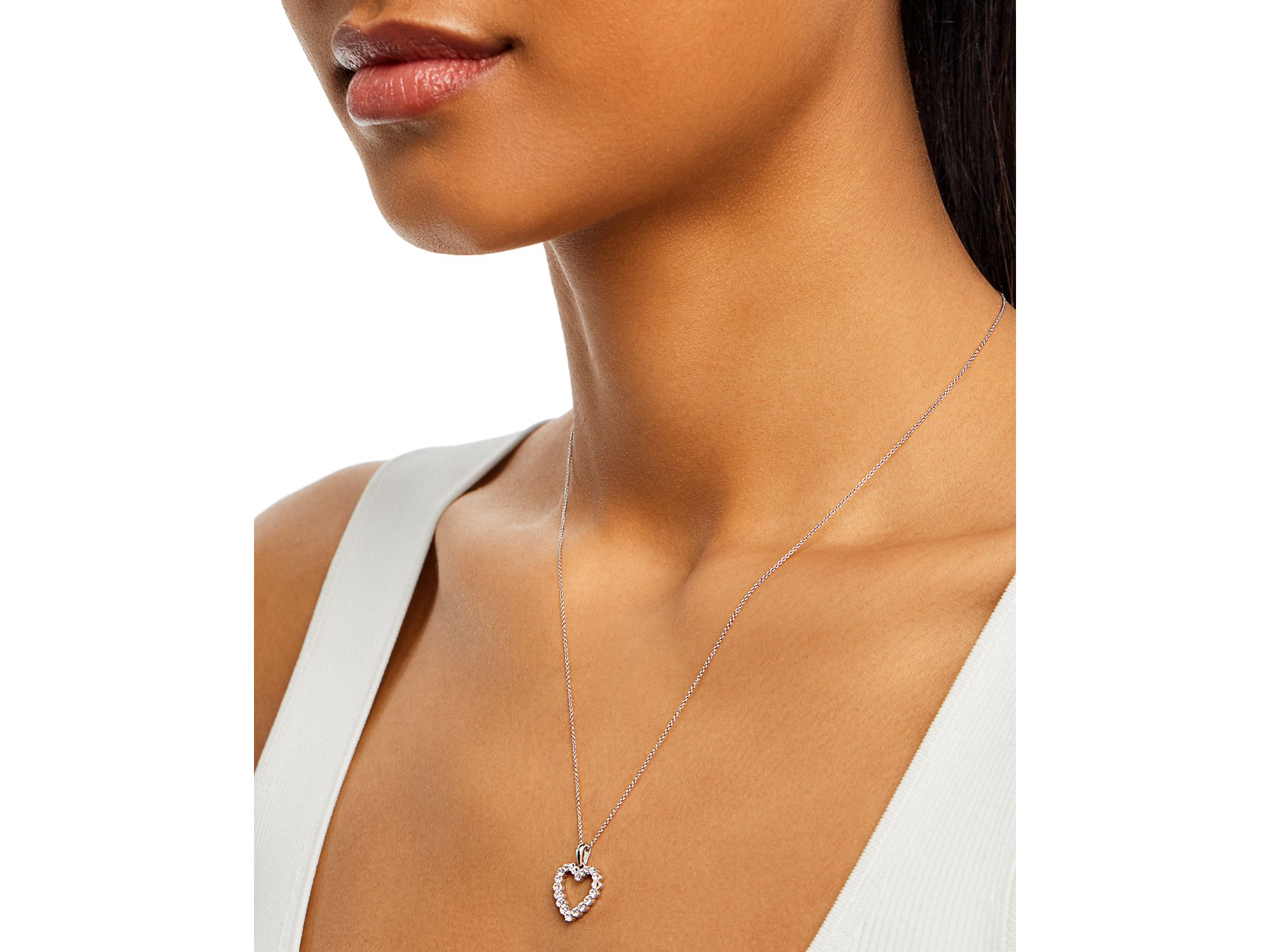 Diamond Classic Heart Pendant Necklace Collection in 14K Gold, 0.25 tcw — Image 3