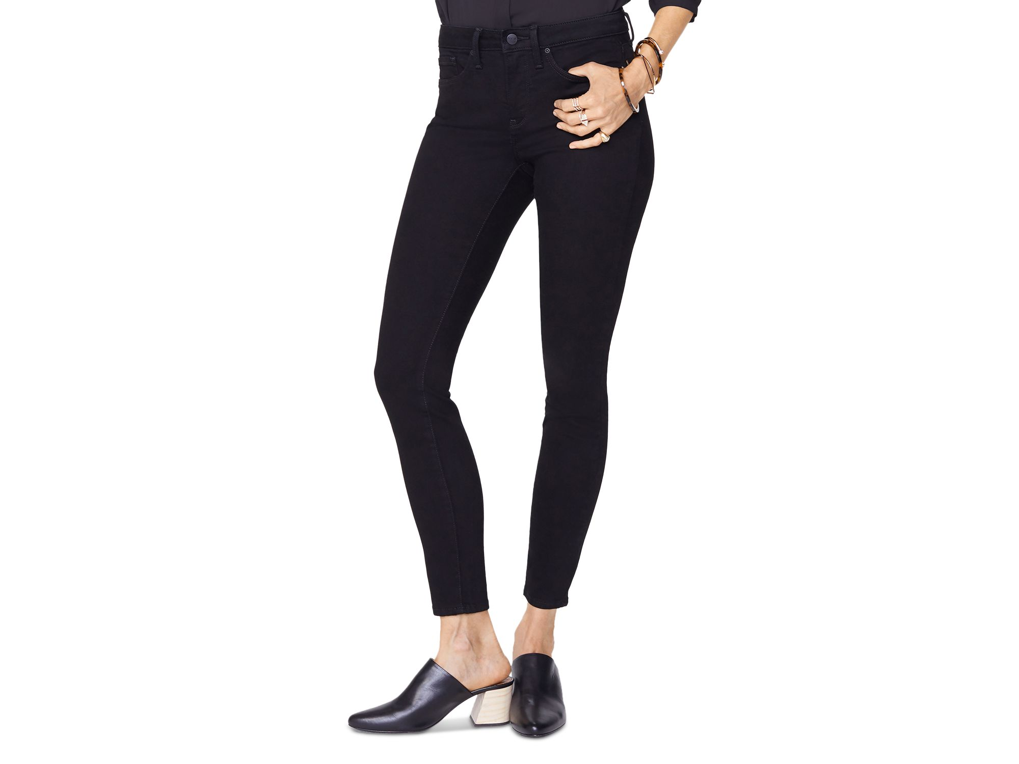 Ami Skinny Jeans in Black — Image 4