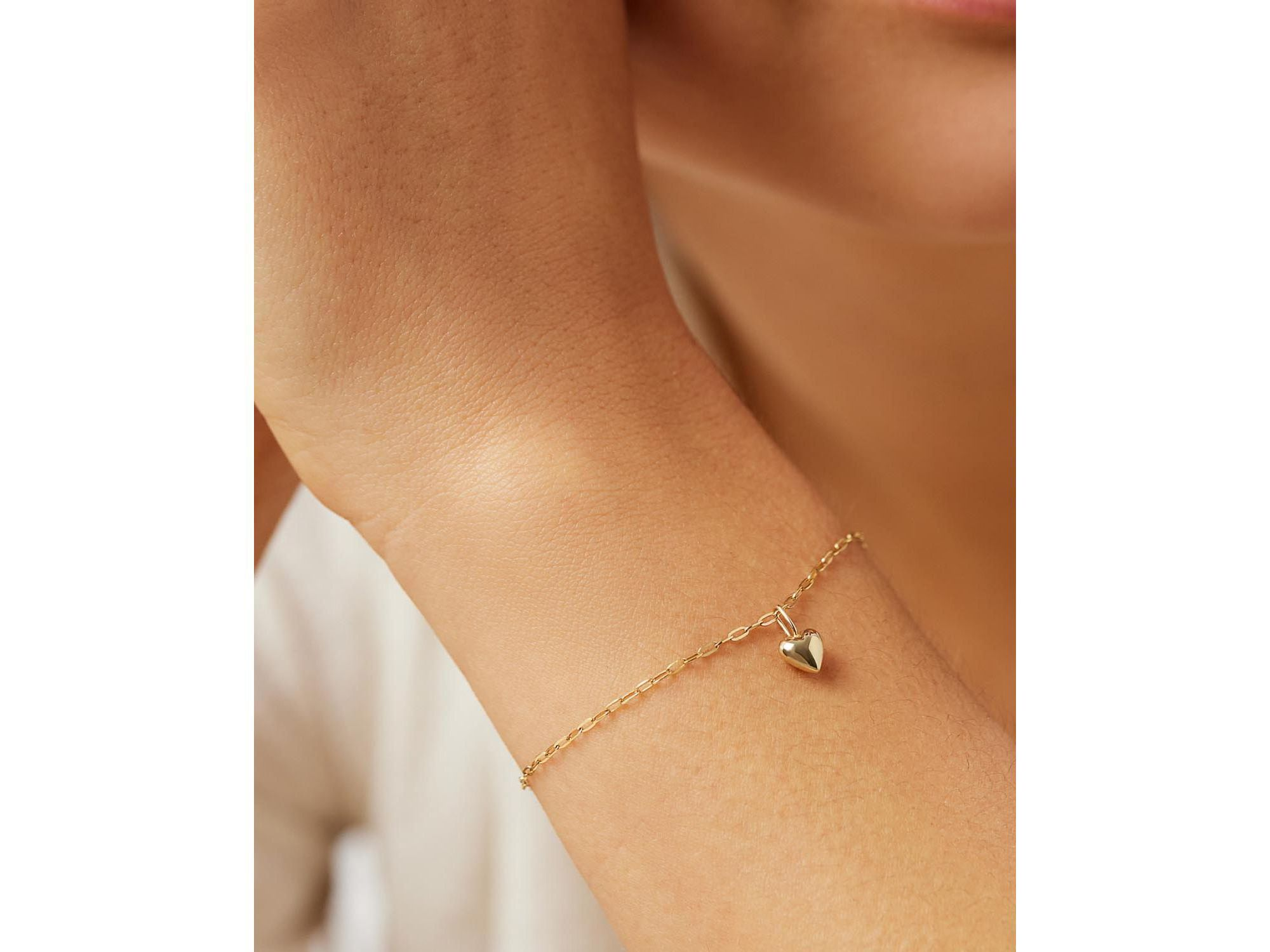 10K Gold Heart Bracelet — Image 4