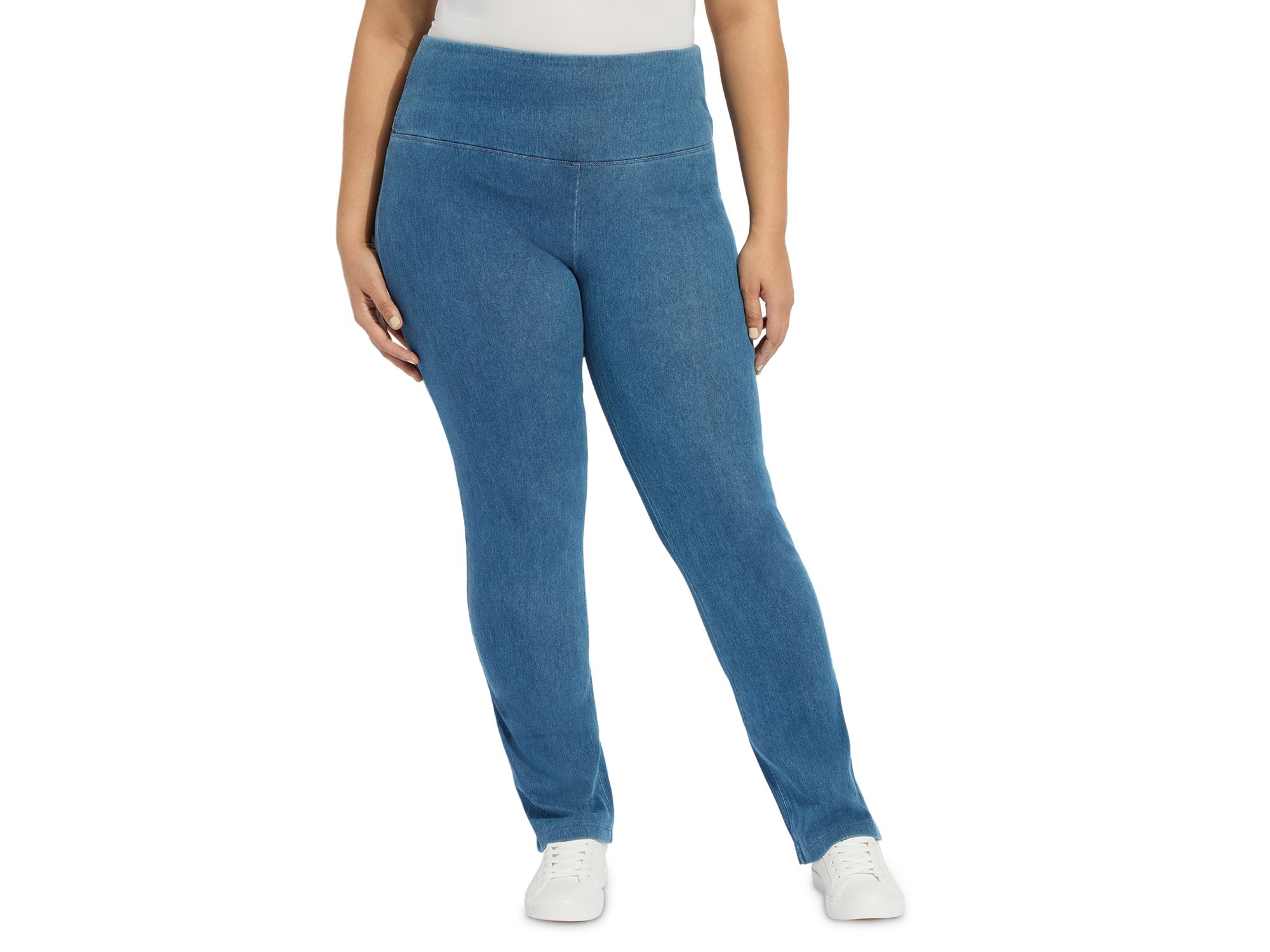 Plus Straight Leg Jeans in Black — Image 3