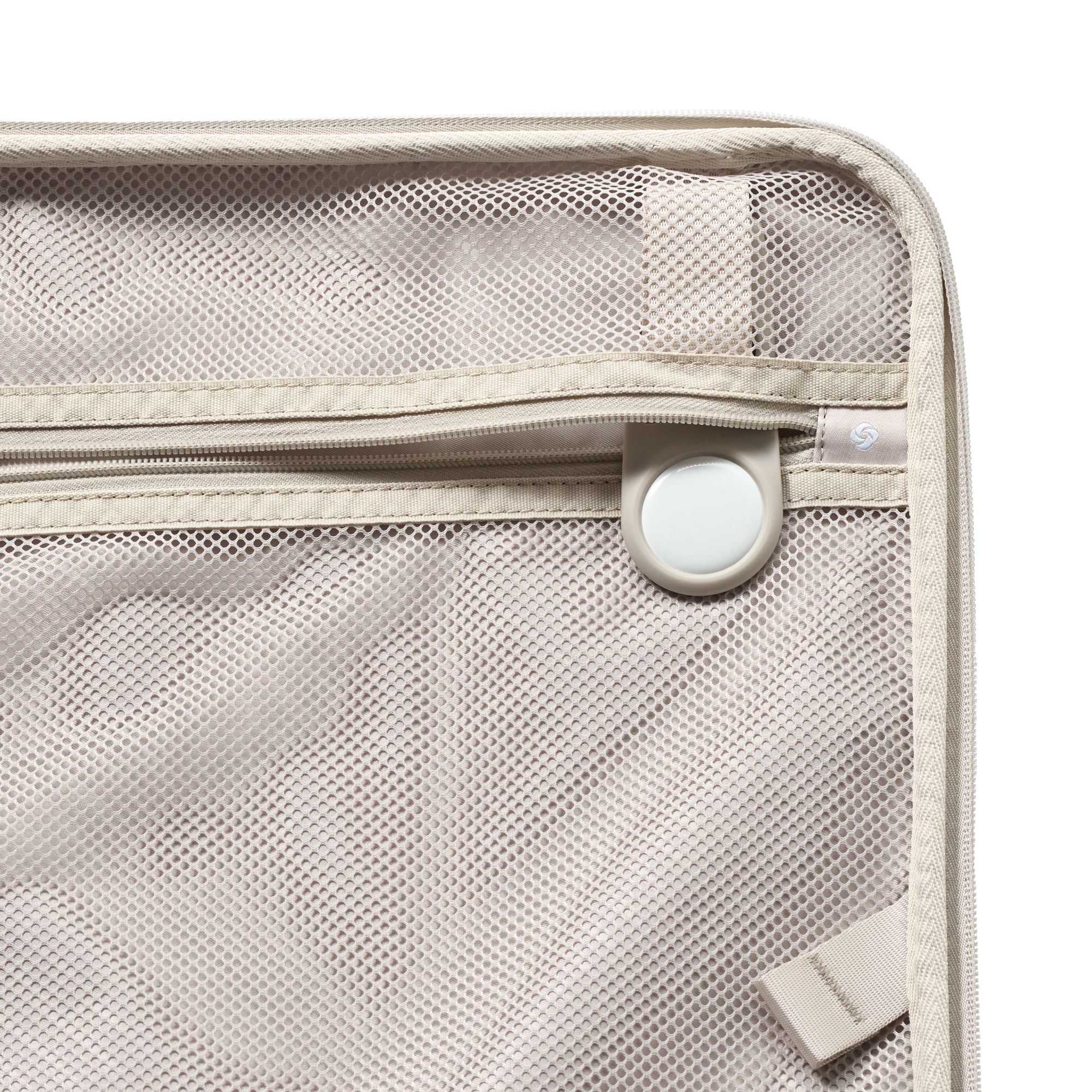 Paralux Hardside Medium Expandable Spinner Suitcase — Image 3
