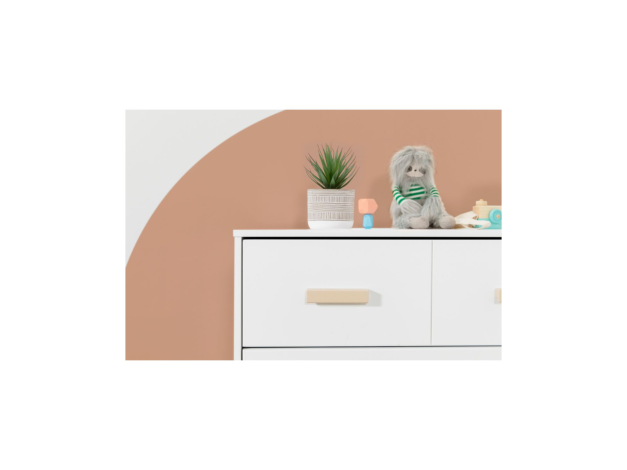Scoot 3 Drawer Changer Dresser with Removable Changing Tray — Image 6