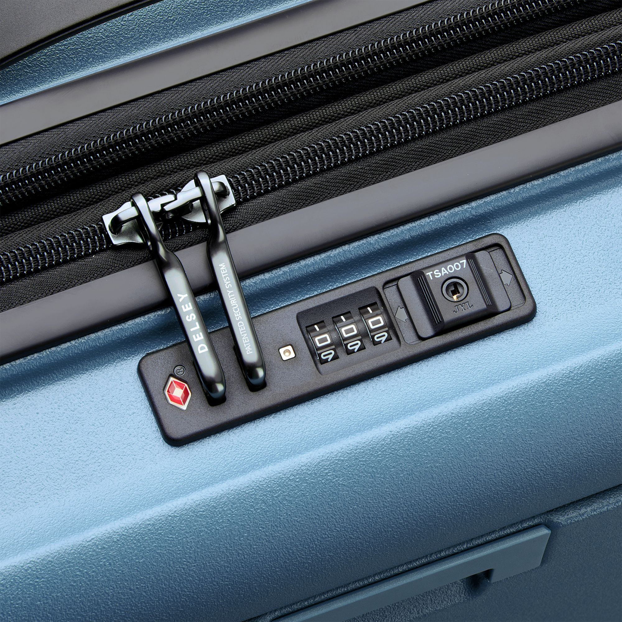 Turenne 2.0 Front Pocket Carry On Spinner Suitcase — Image 4