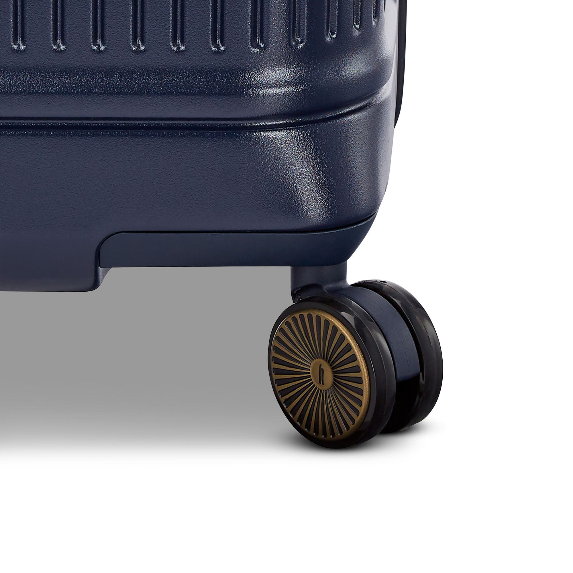 Reserve Carry On Exp Spinner Suitcase — Image 12