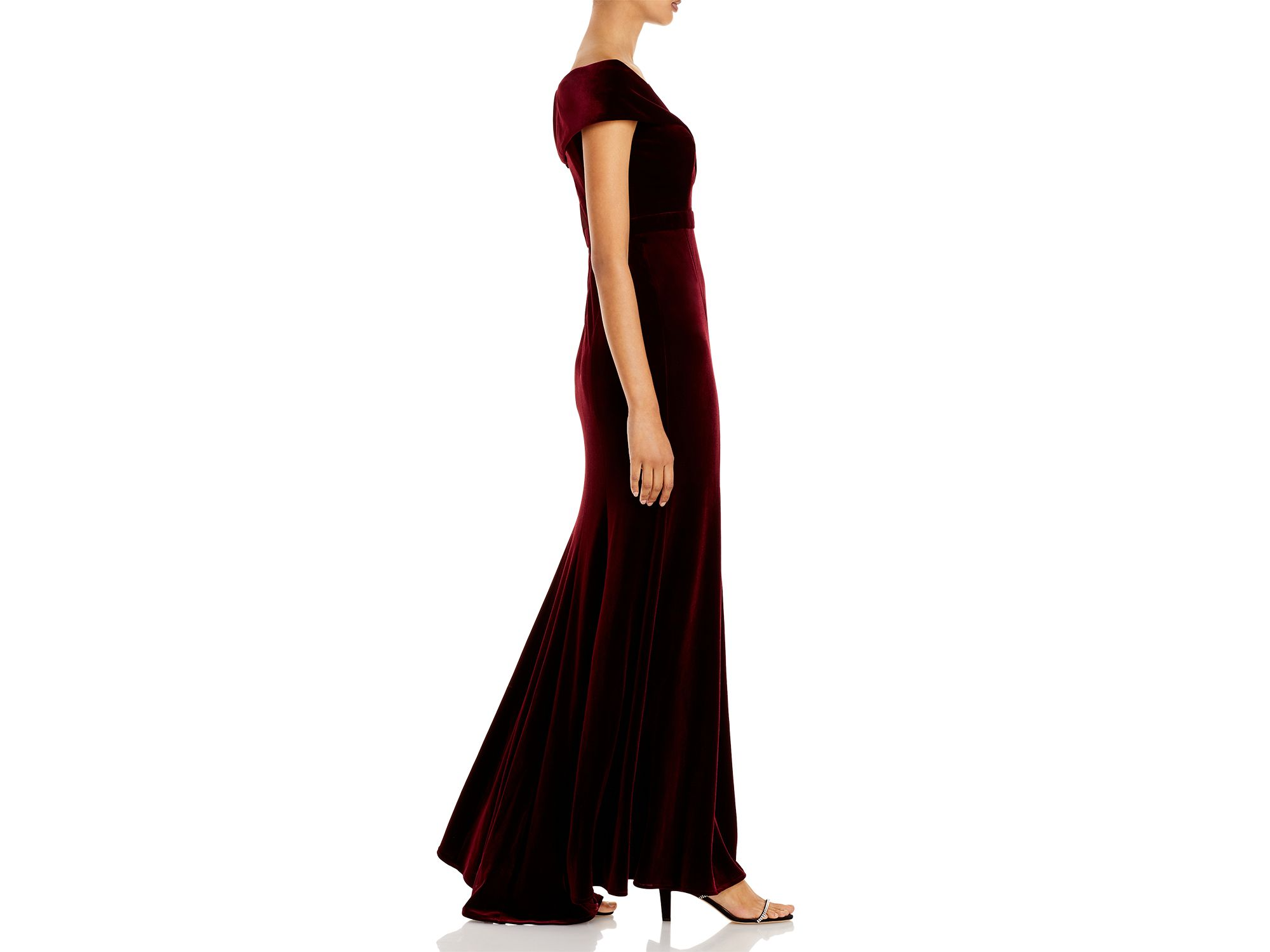 Off-the-Shoulder Fluted Velvet Gown - Exclusive — Image 6