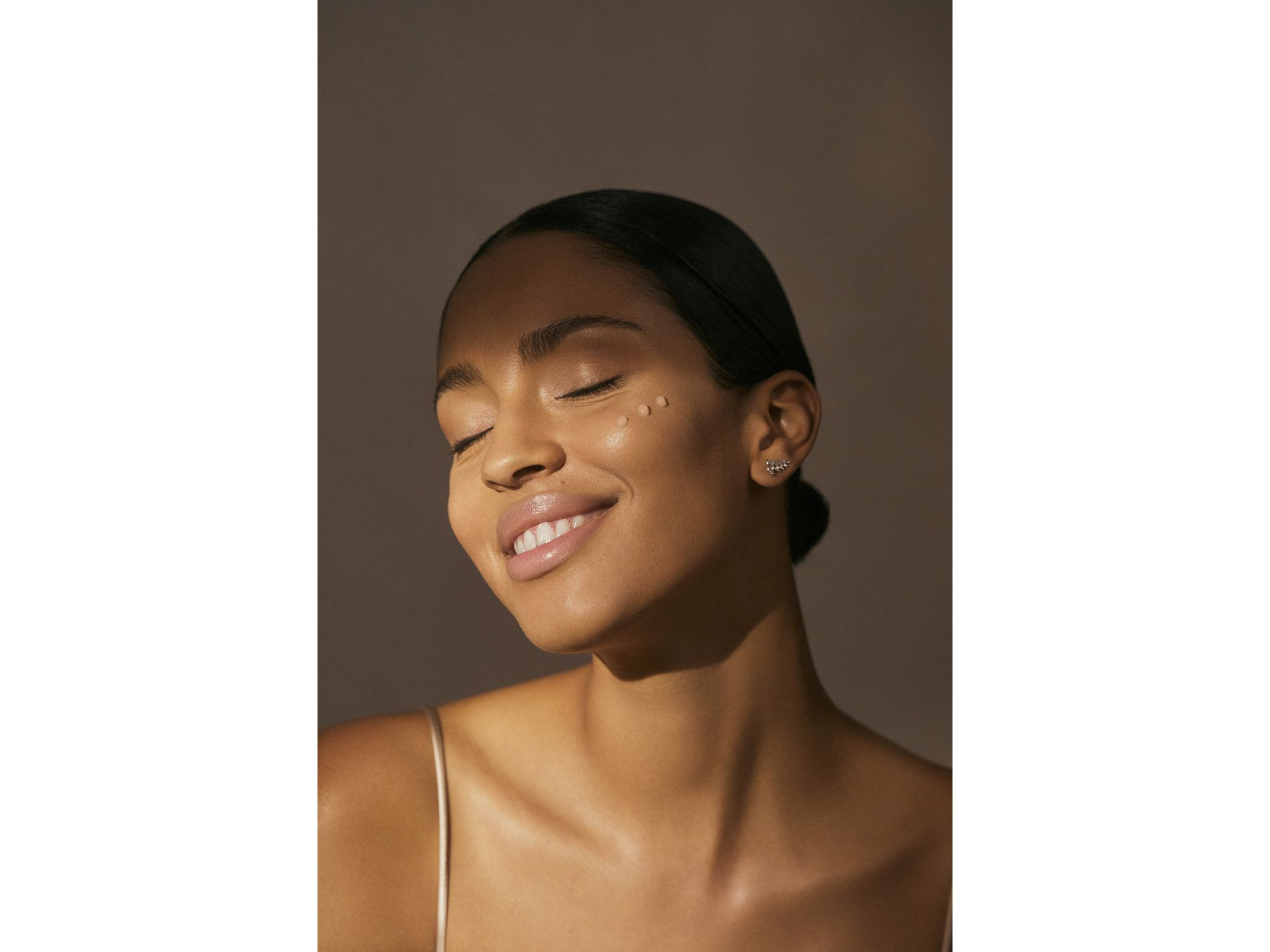 Diamond Cocoon Sheer Eye — Image 4
