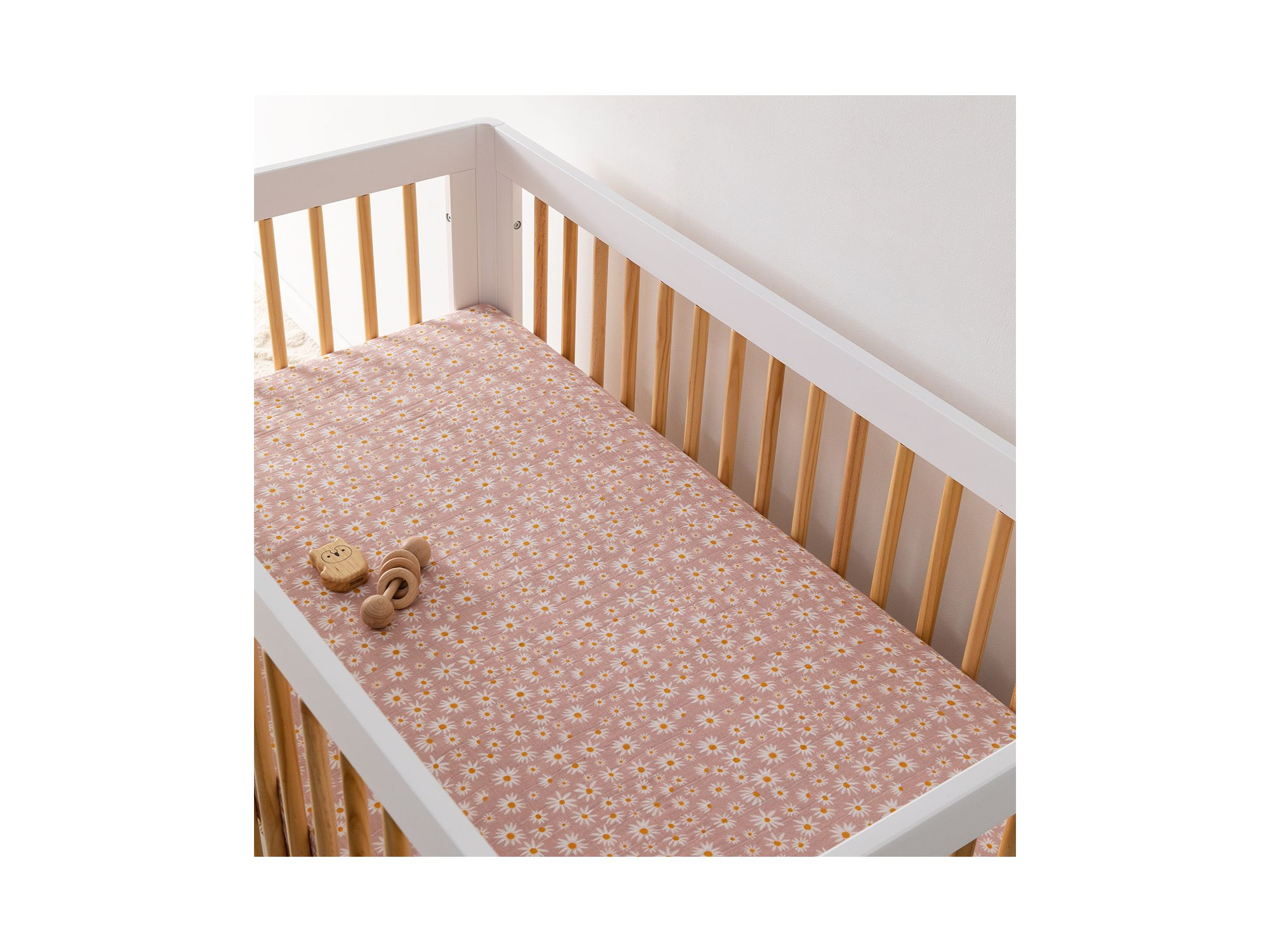 Crib Sheet in GOTS Certified Organic Muslin Cotton — Image 4
