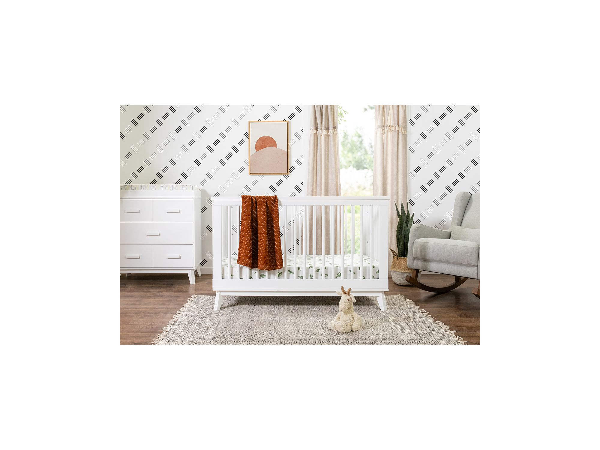 Scoot 3-in-1 Convertible Crib — Image 4