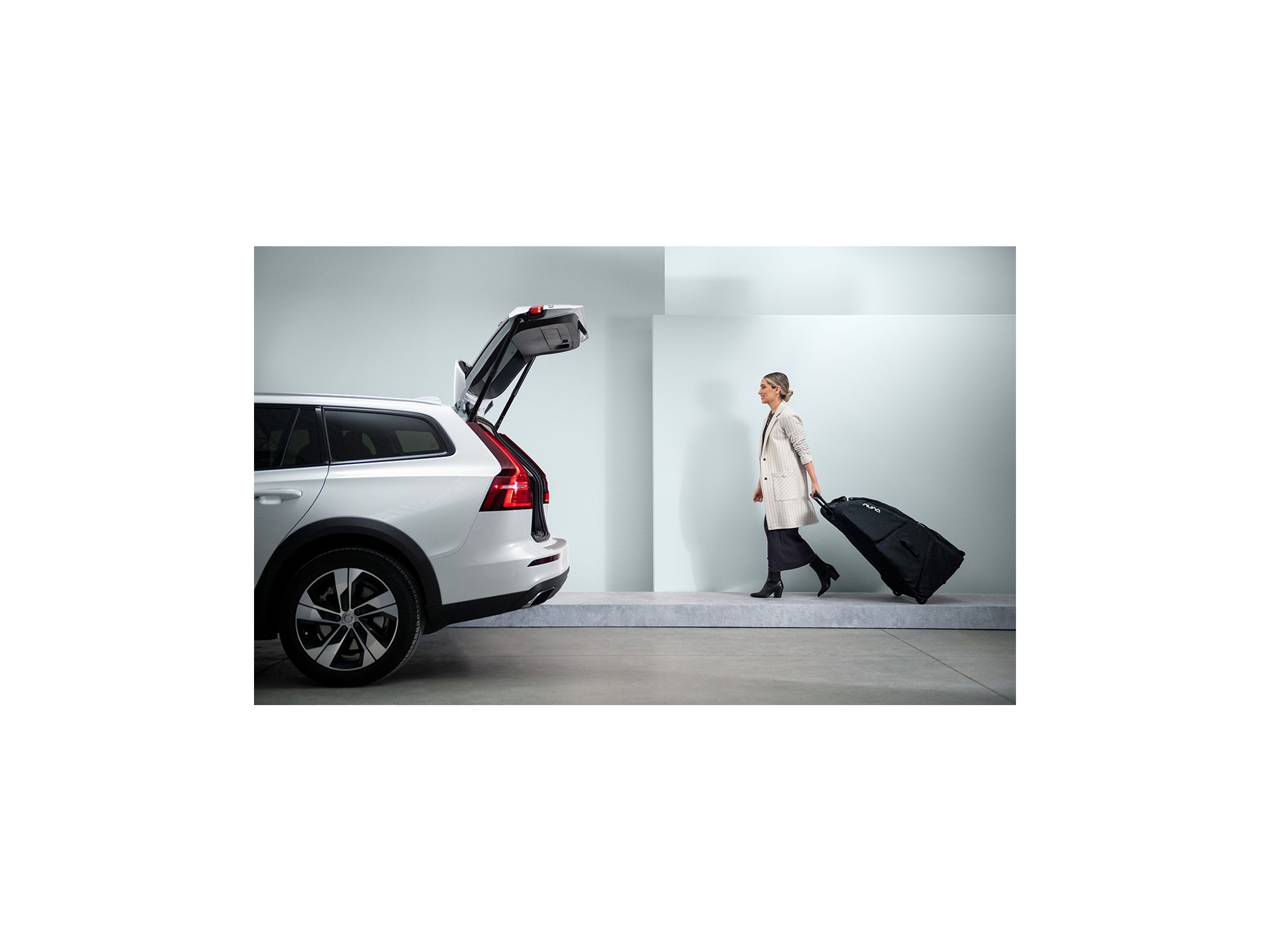 Wheeled Travel Bag — Image 8