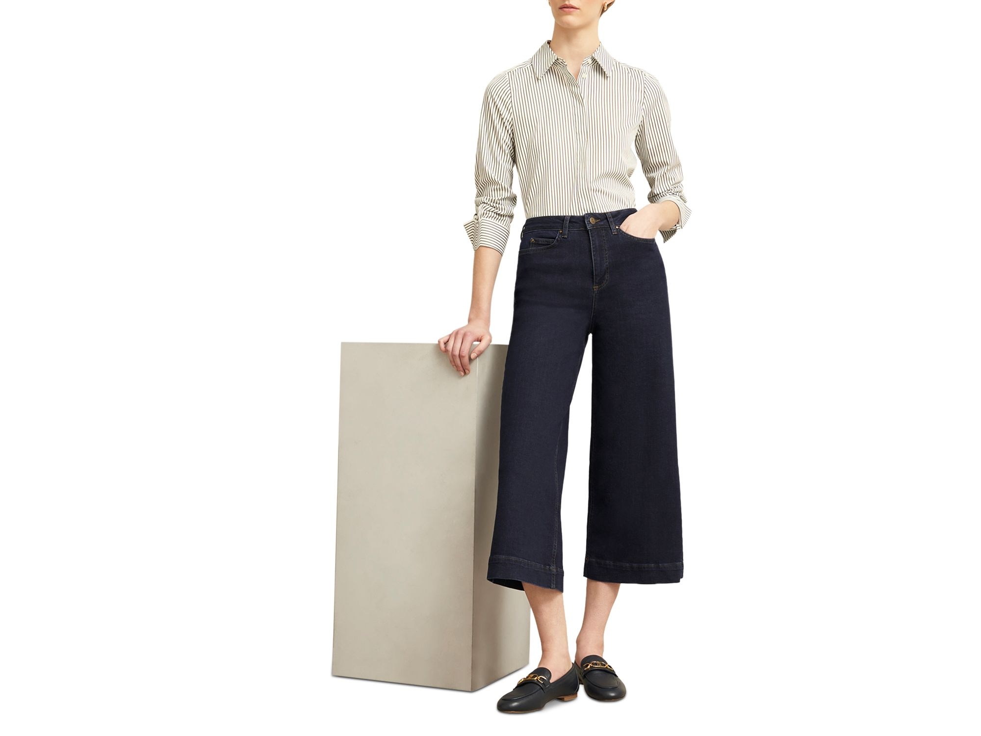 Brinley High Rise Cropped Wide Leg Jeans in Indigo — Image 4