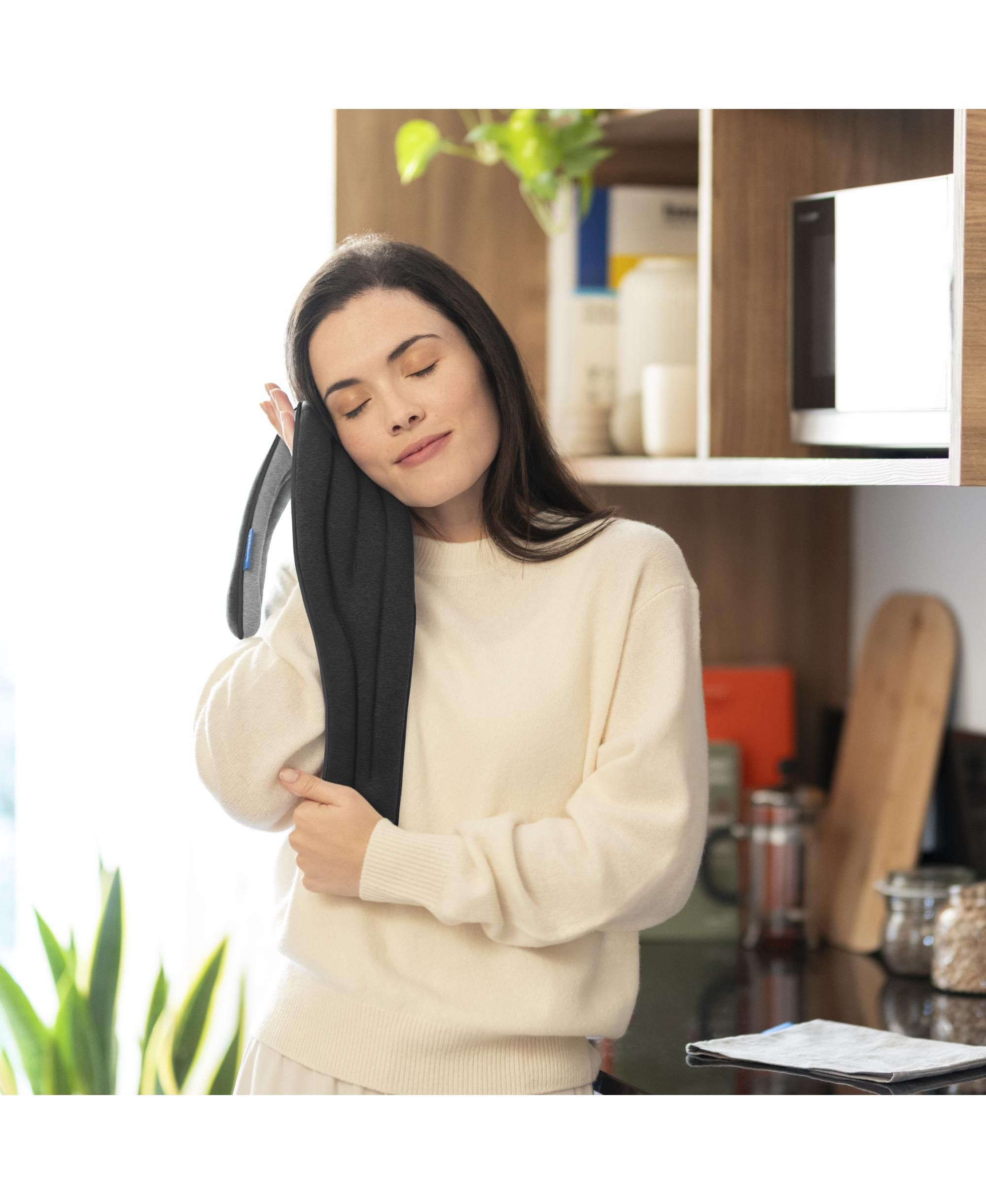 Heated Neck Wrap — Image 6