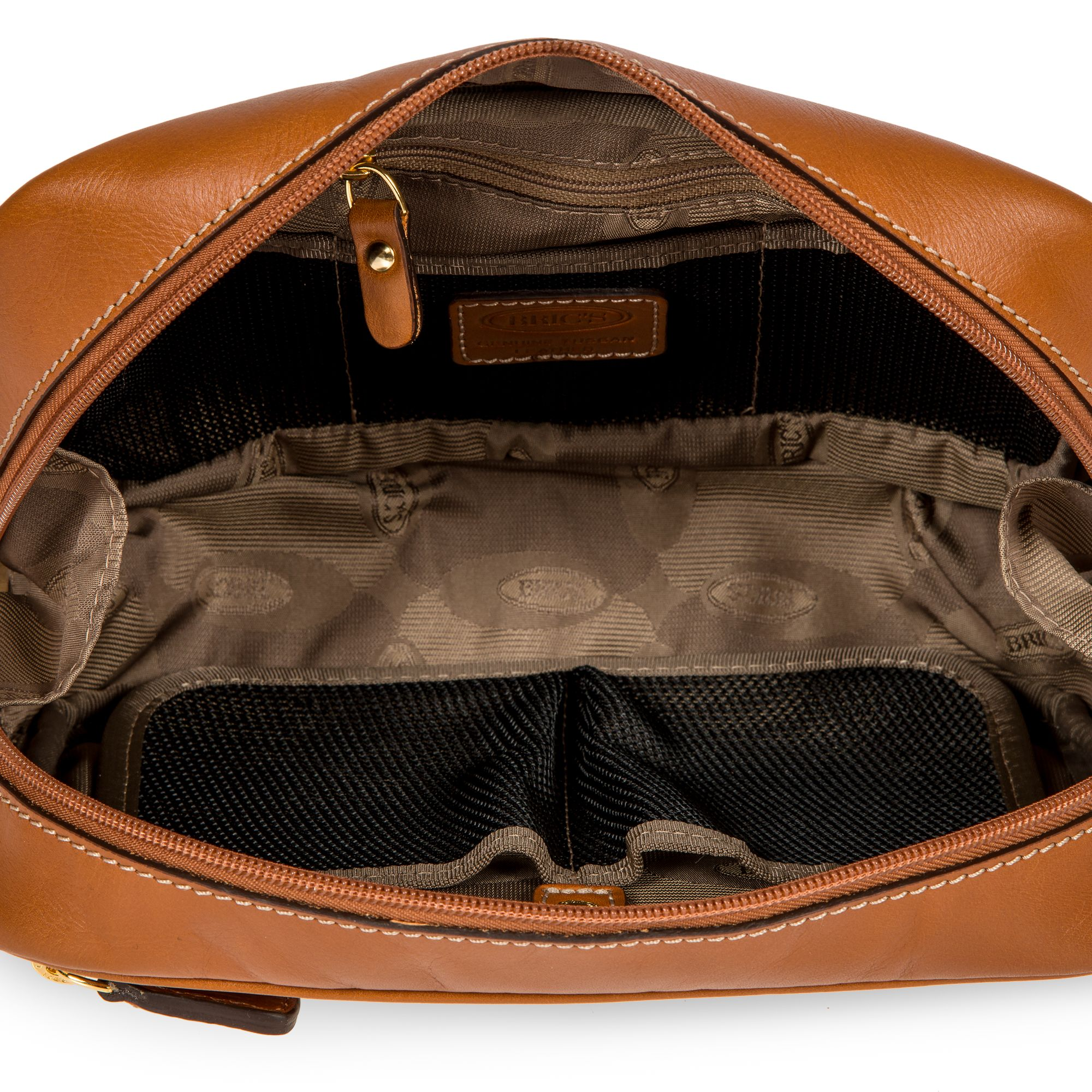 Life Pelle Traditional Leather Toiletry Kit — Image 3