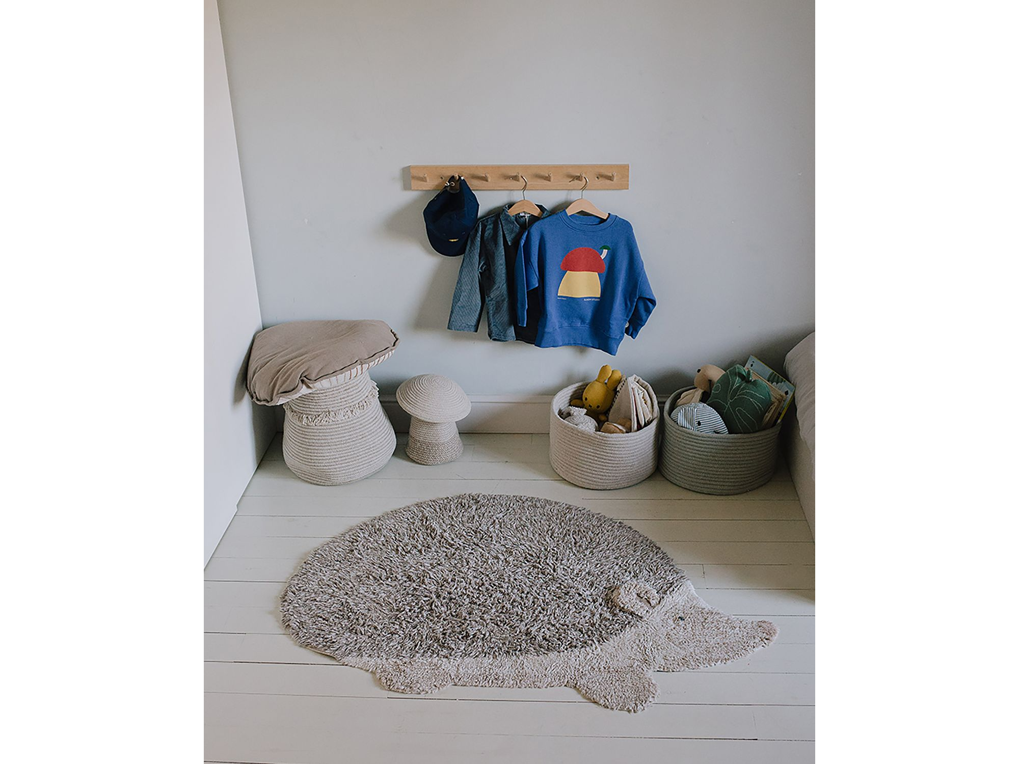 Animal Rugs Washable Animal Hedgehog Novelty Area Rug, 3' x 4'3" — Image 3