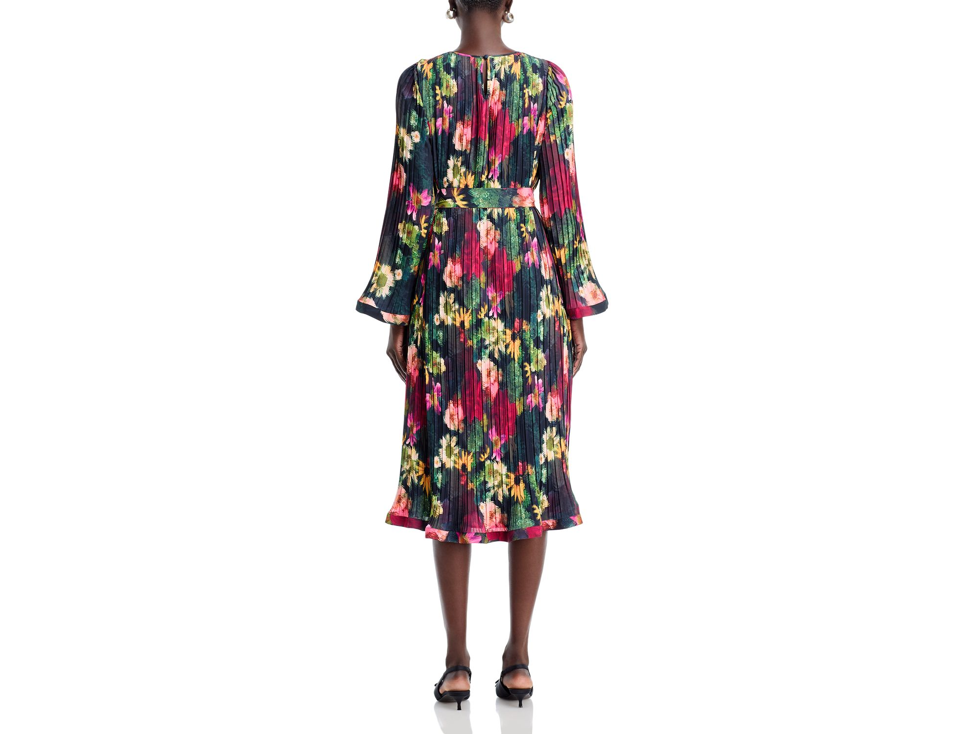 Round Neck Novelty Pleated Dress — Image 3