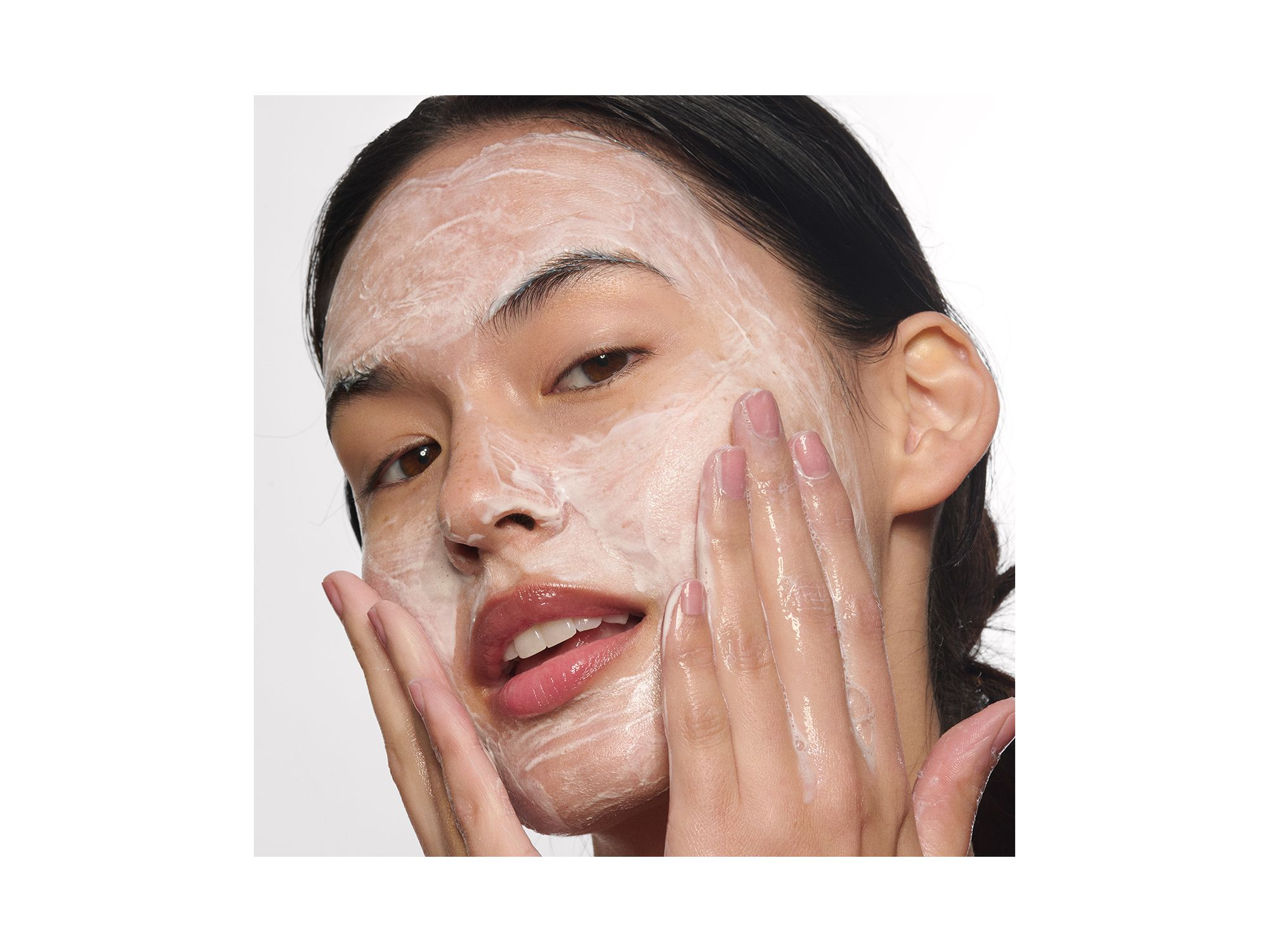 Soothing Gentle Foaming Face Cleanser with Shea Butter 4.2 oz. — Image 4