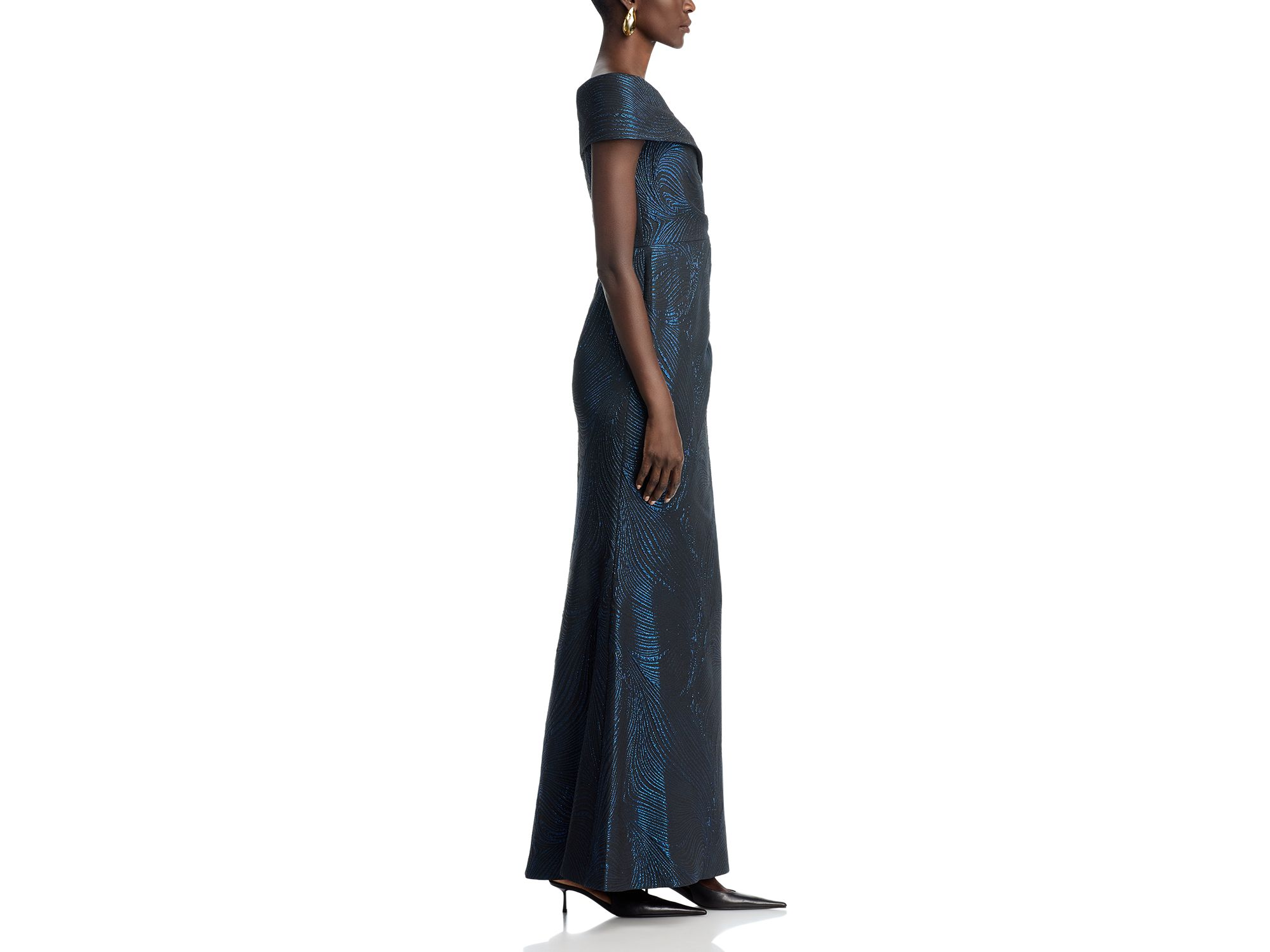 Metallic Jacquard Wavy Pattern Portrait Gown — Image 5