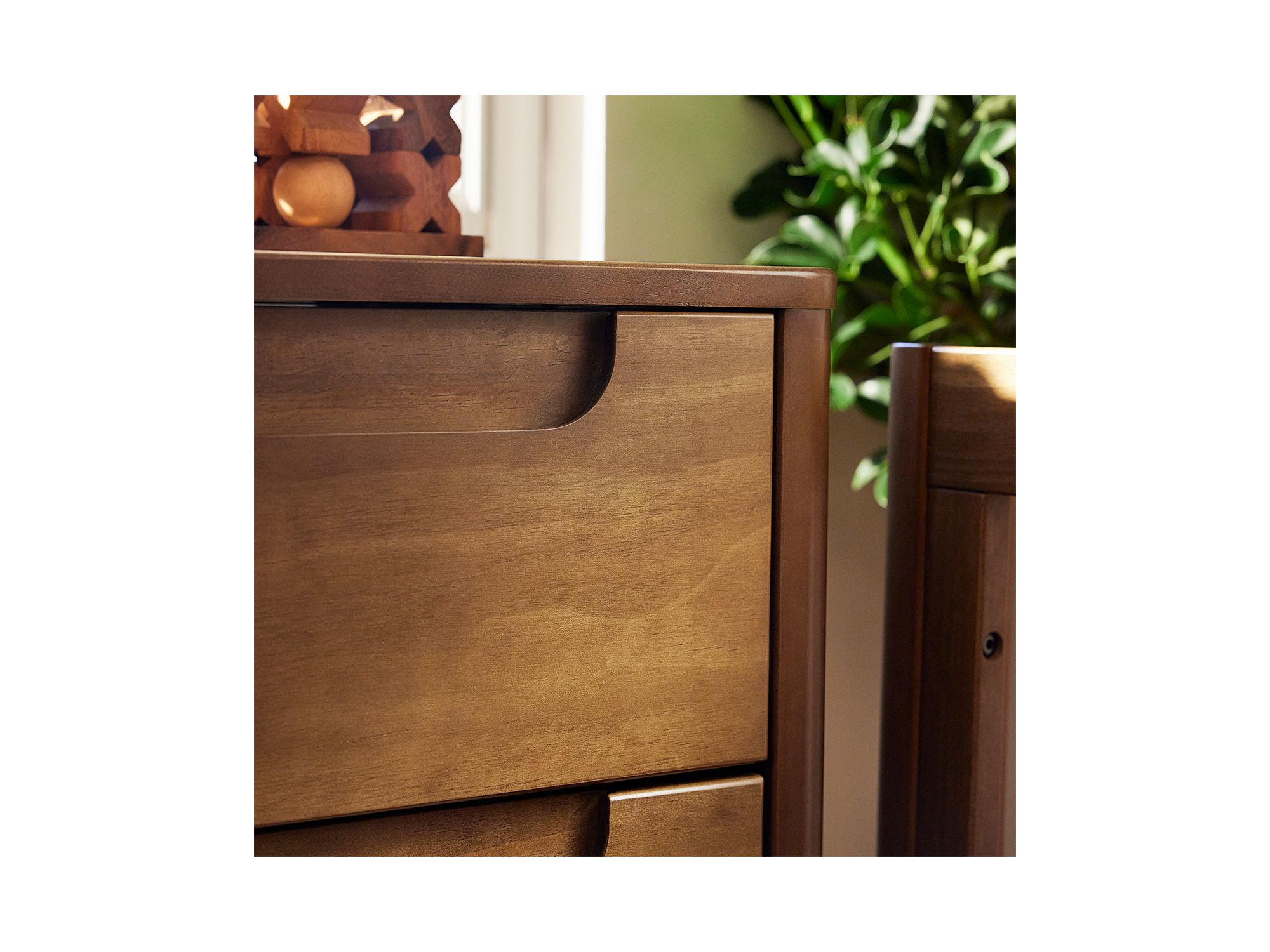 Yuzu 6 Drawer Dresser — Image 4