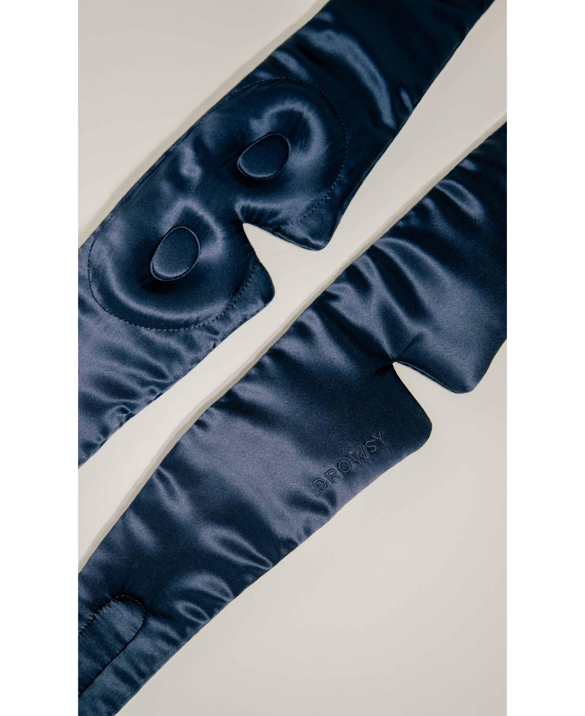Silk Eyelash Protecting Sleep Mask — Image 3