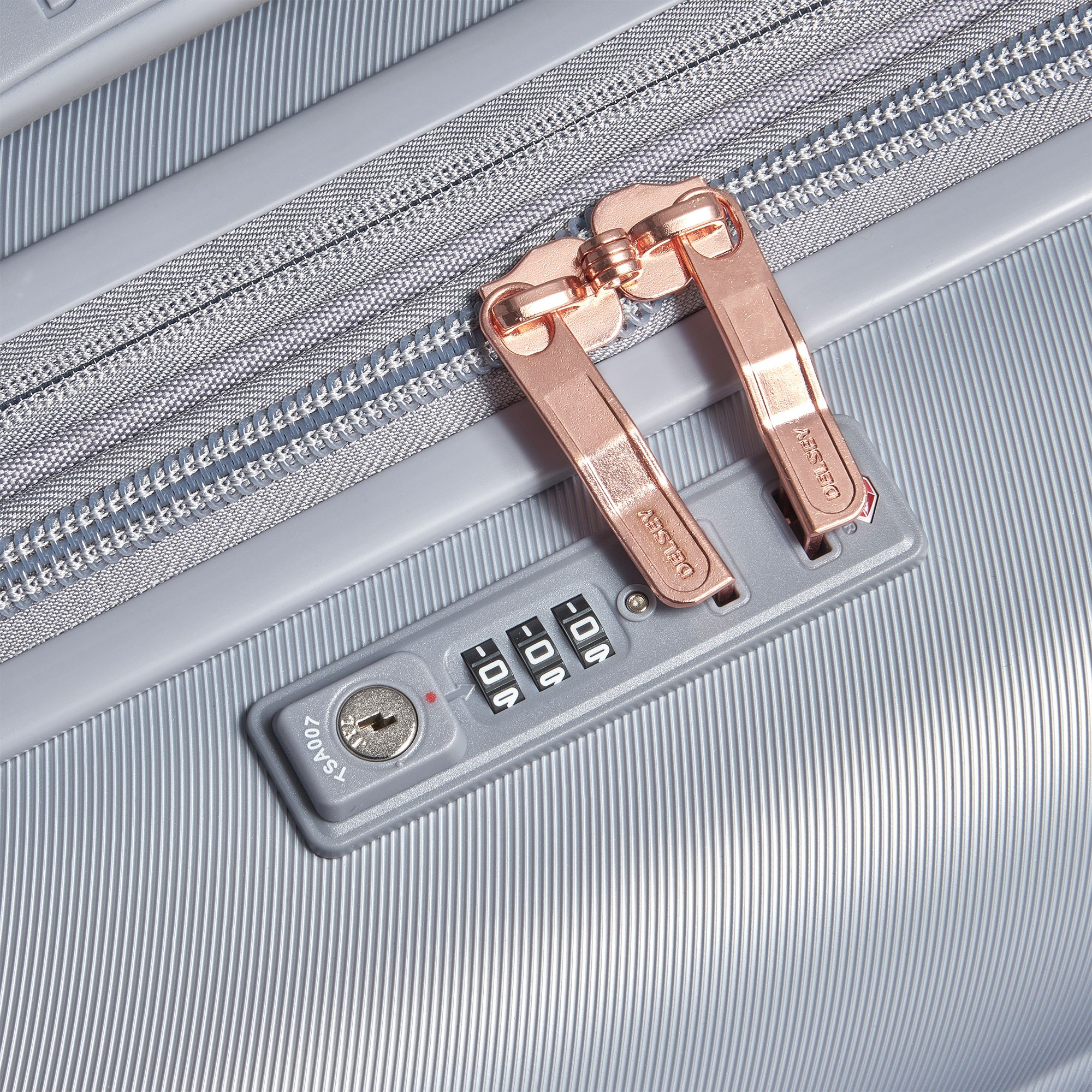 Cruise 3.0 24" Expandable Spinner Suitcase — Image 3