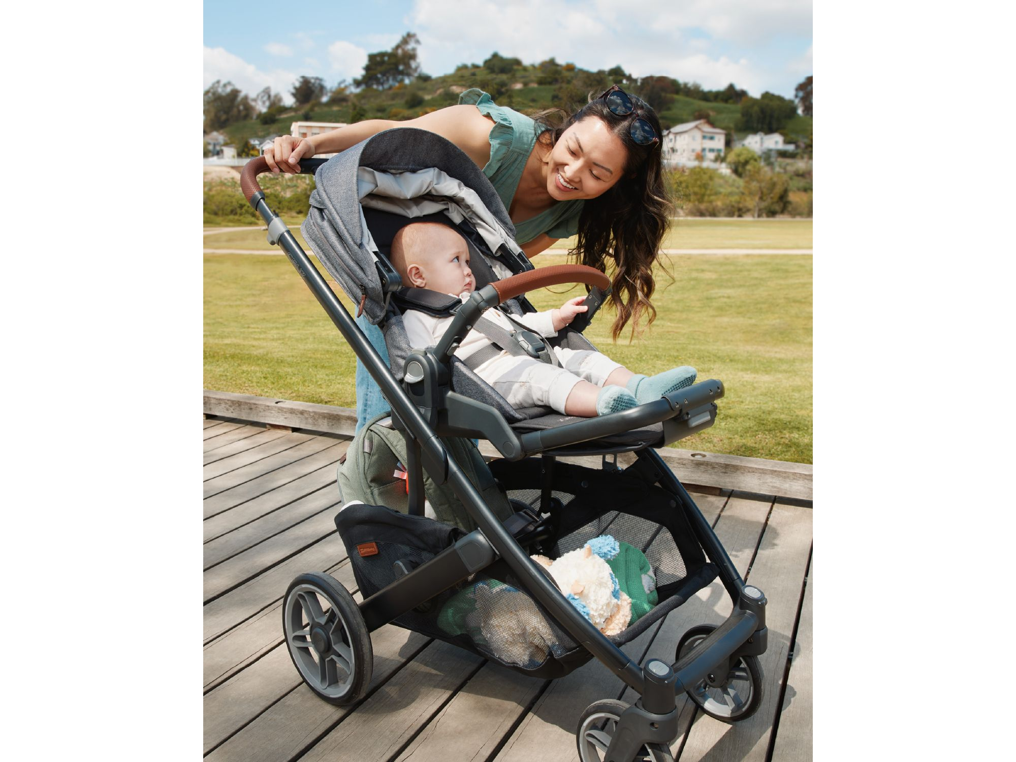 Cruz V3 Stroller — Image 3