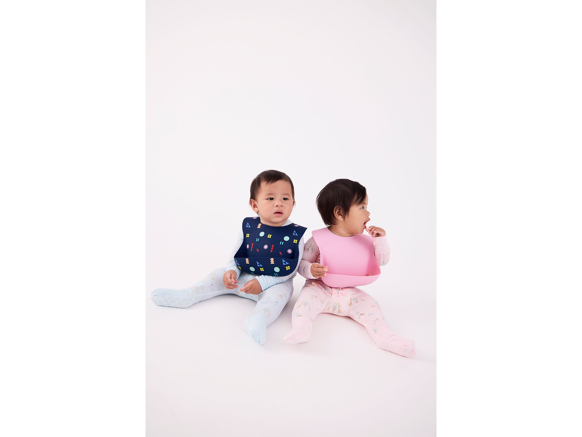 Boys' Geo Print Silicone Bib — Image 3