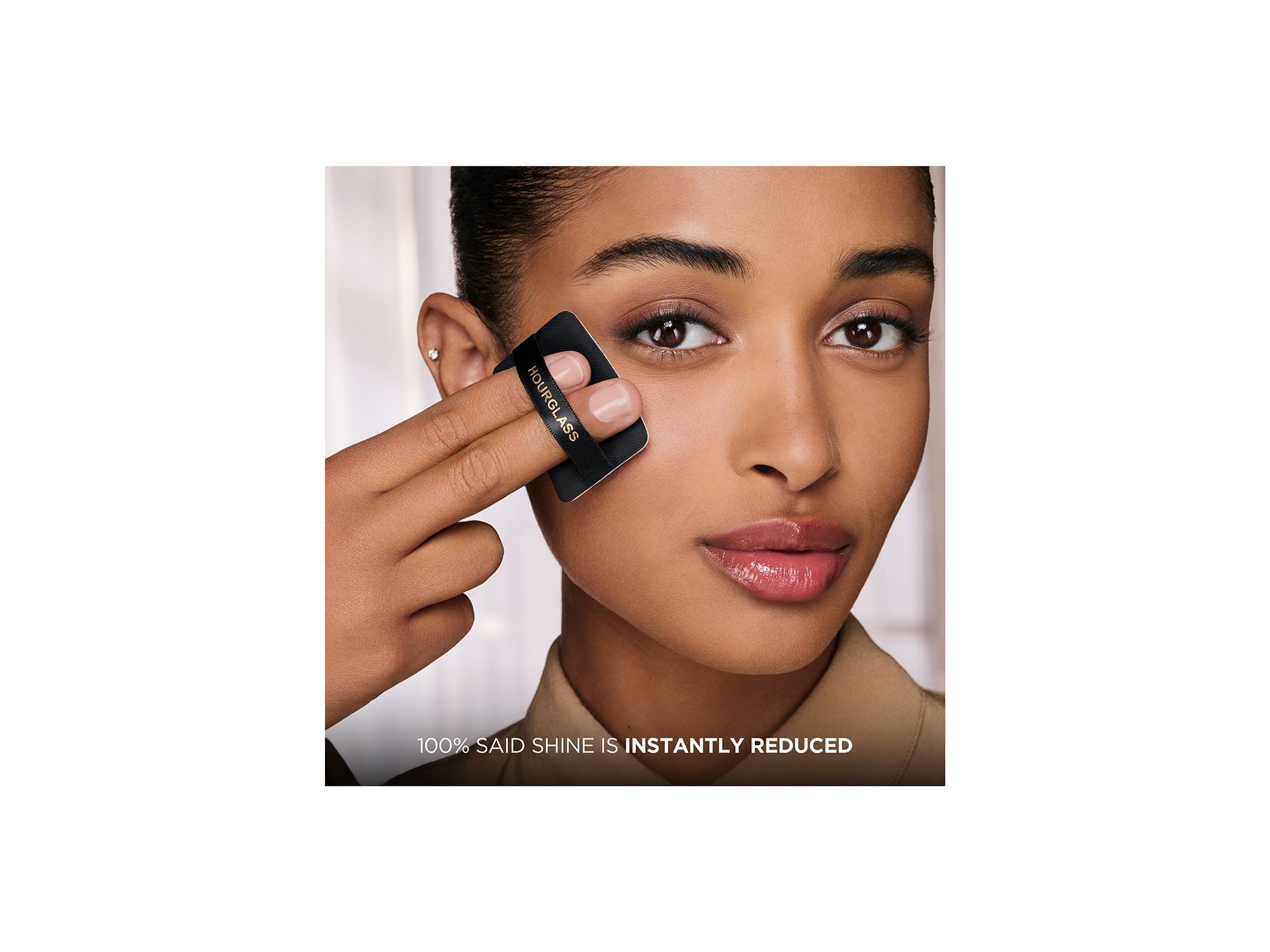 Vanish Airbrush Pressed Powder 0.37 oz. — Image 3