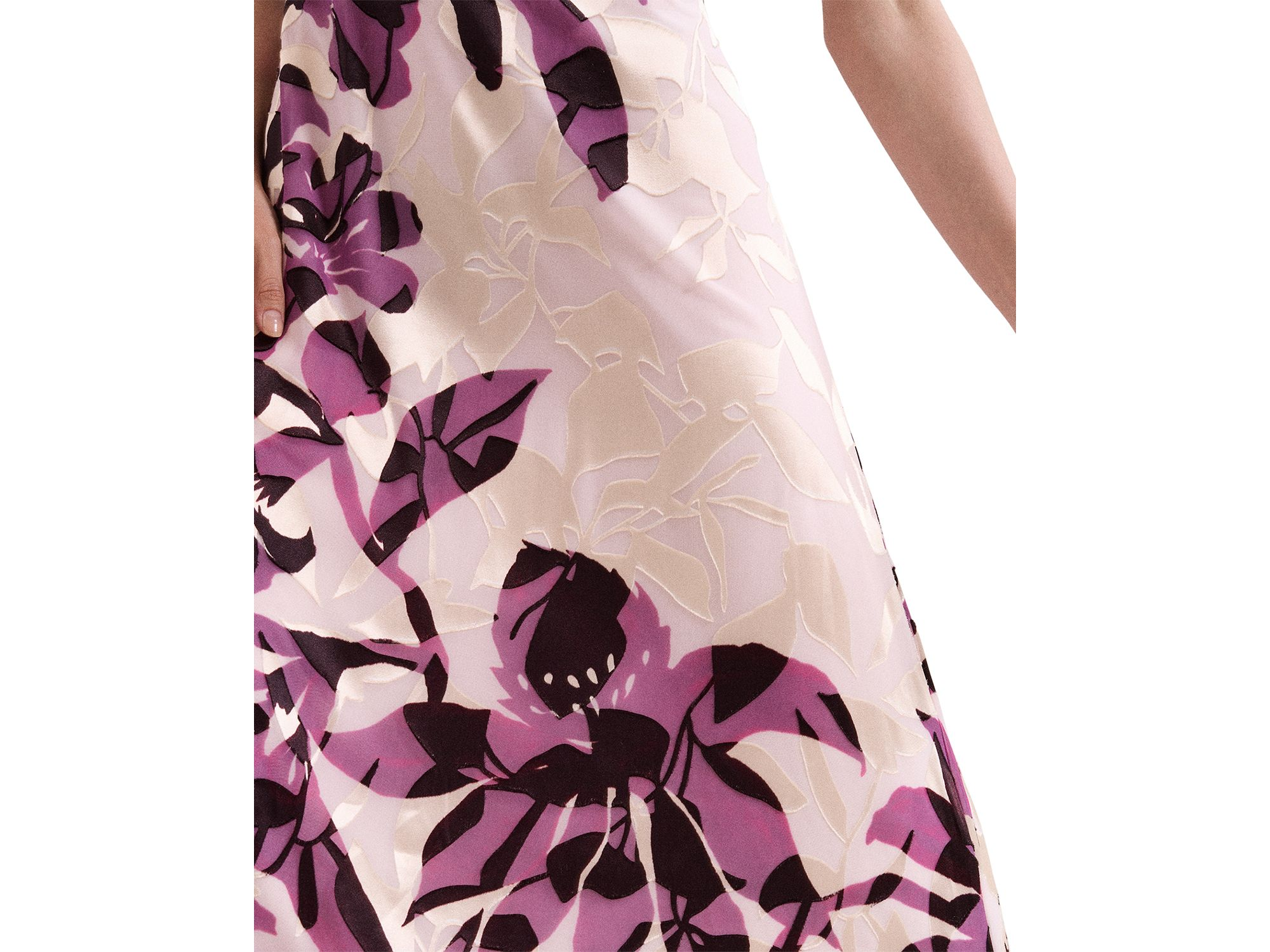 Tilly Floral Burnout Midi Dress — Image 4