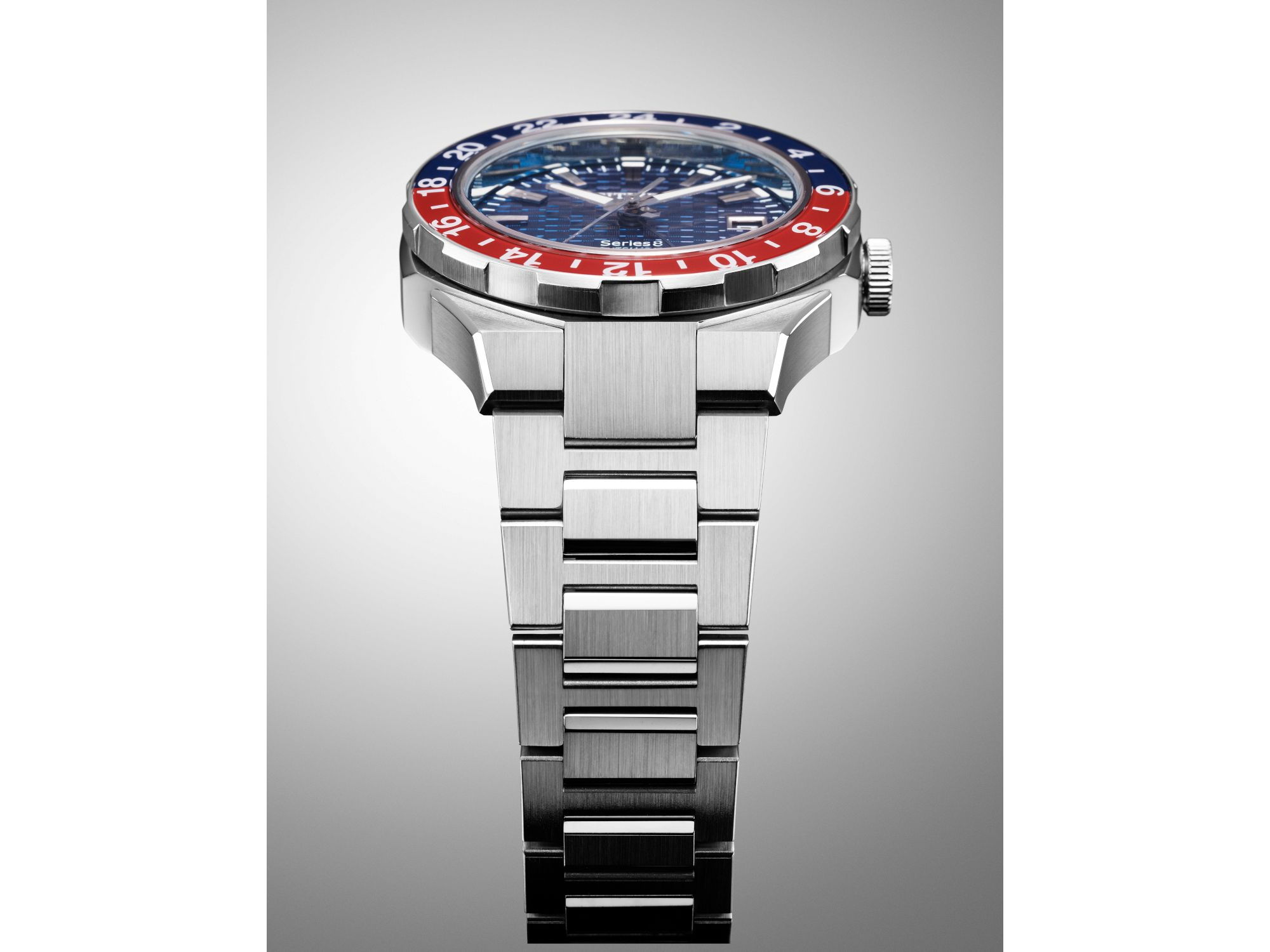 Series 8 Watch, 41mm — Image 7