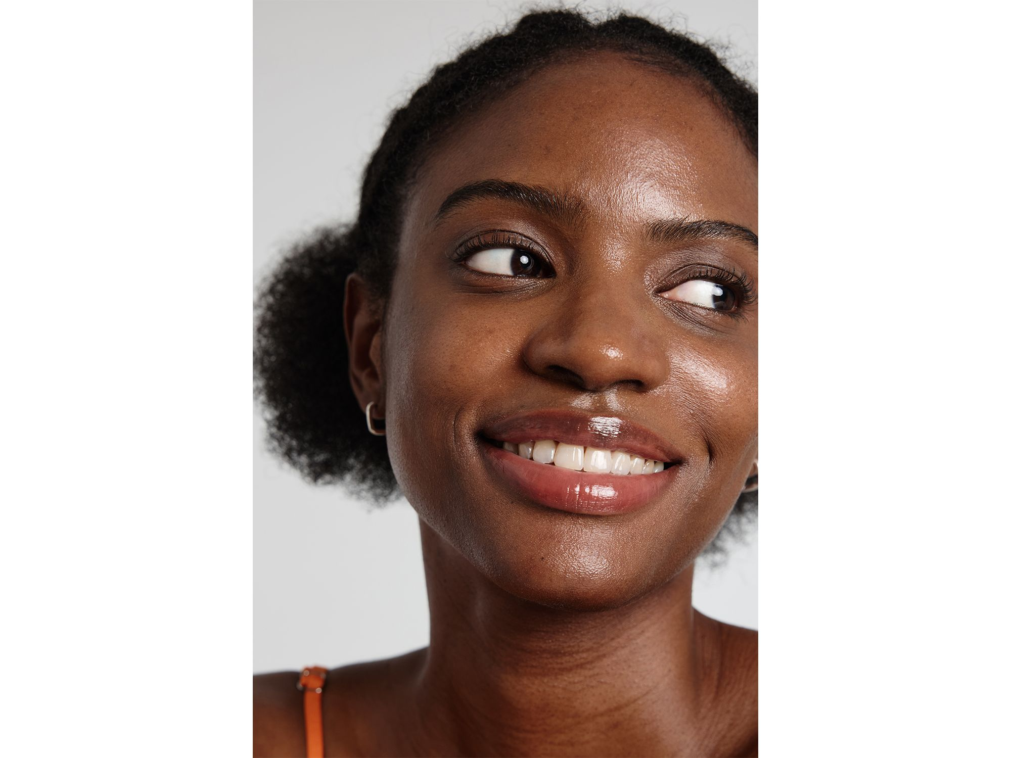 Perfecting Lip Color — Image 3