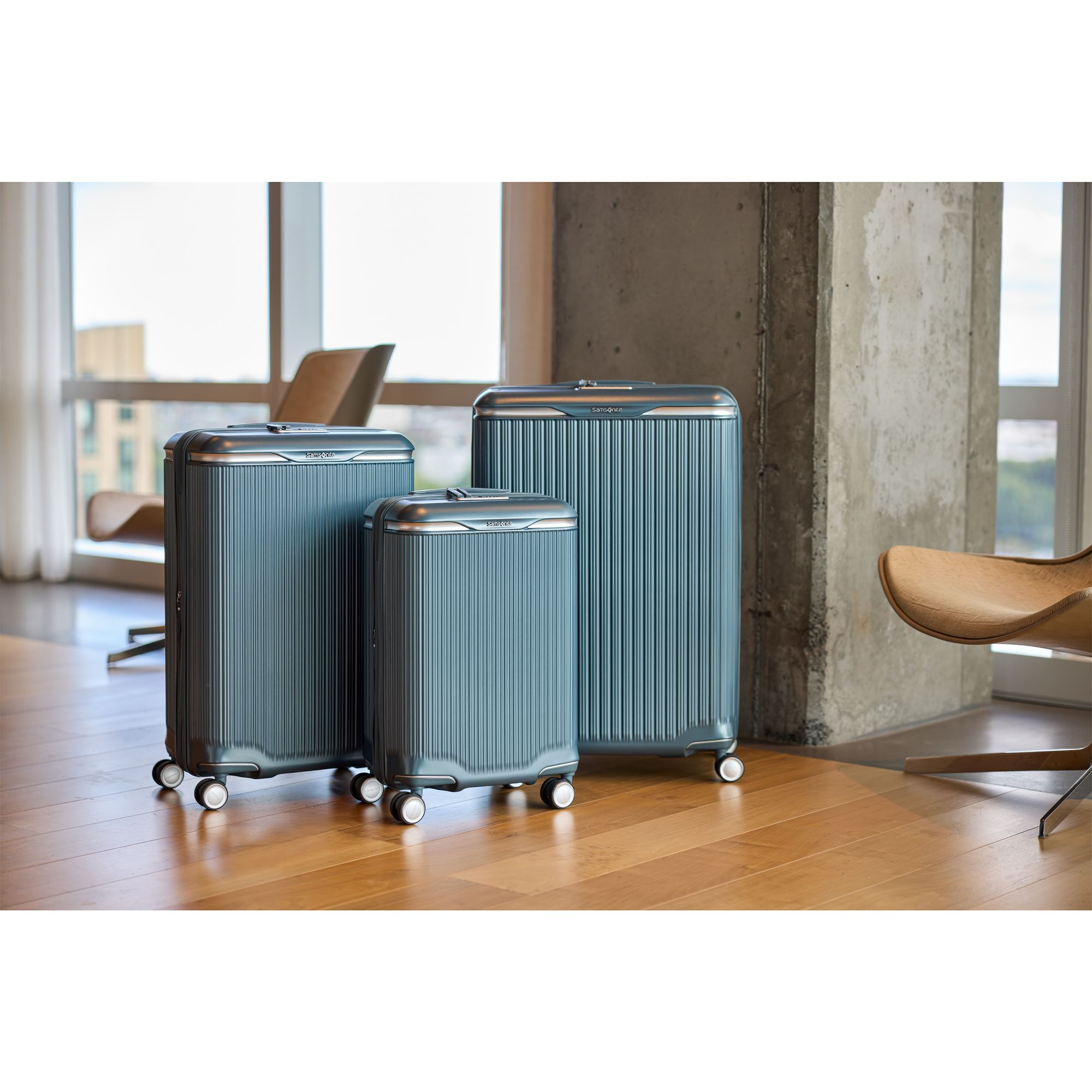 Silhouette 18 Hardside Large Spinner Suitcase — Image 12