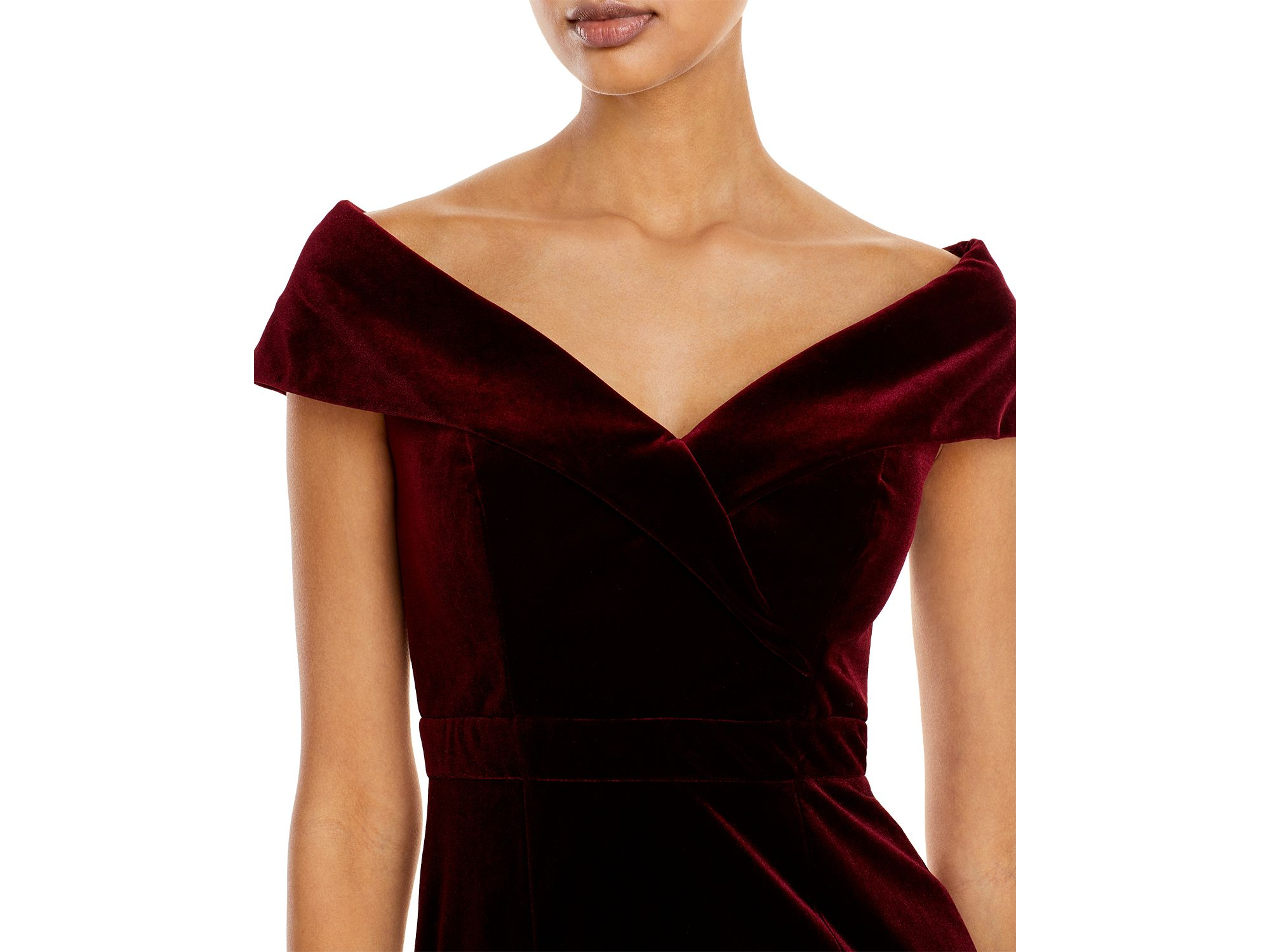 Off-the-Shoulder Fluted Velvet Gown - Exclusive — Image 3