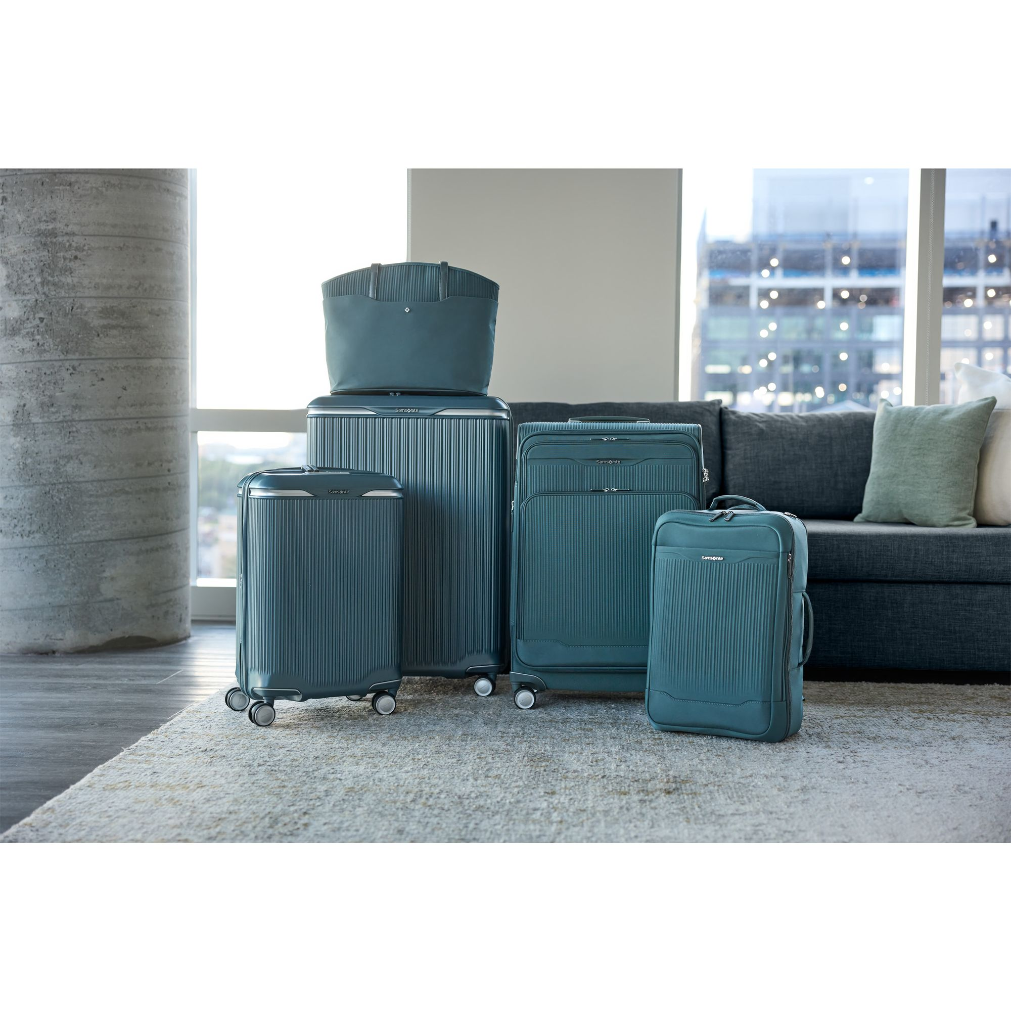 Silhouette 18 Softside Medium Spinner Suitcase — Image 13