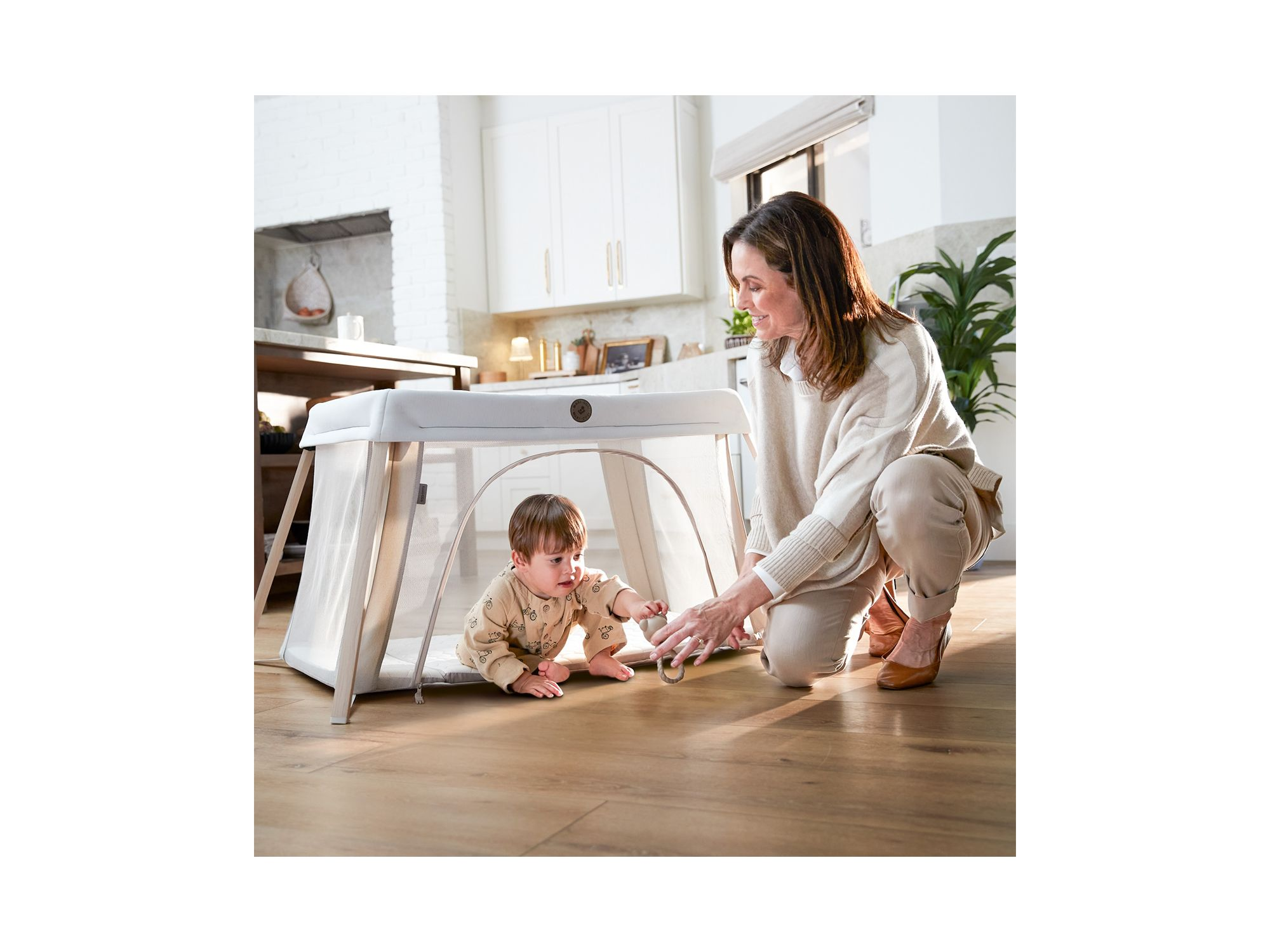 Calao Travel Play Yard — Image 8