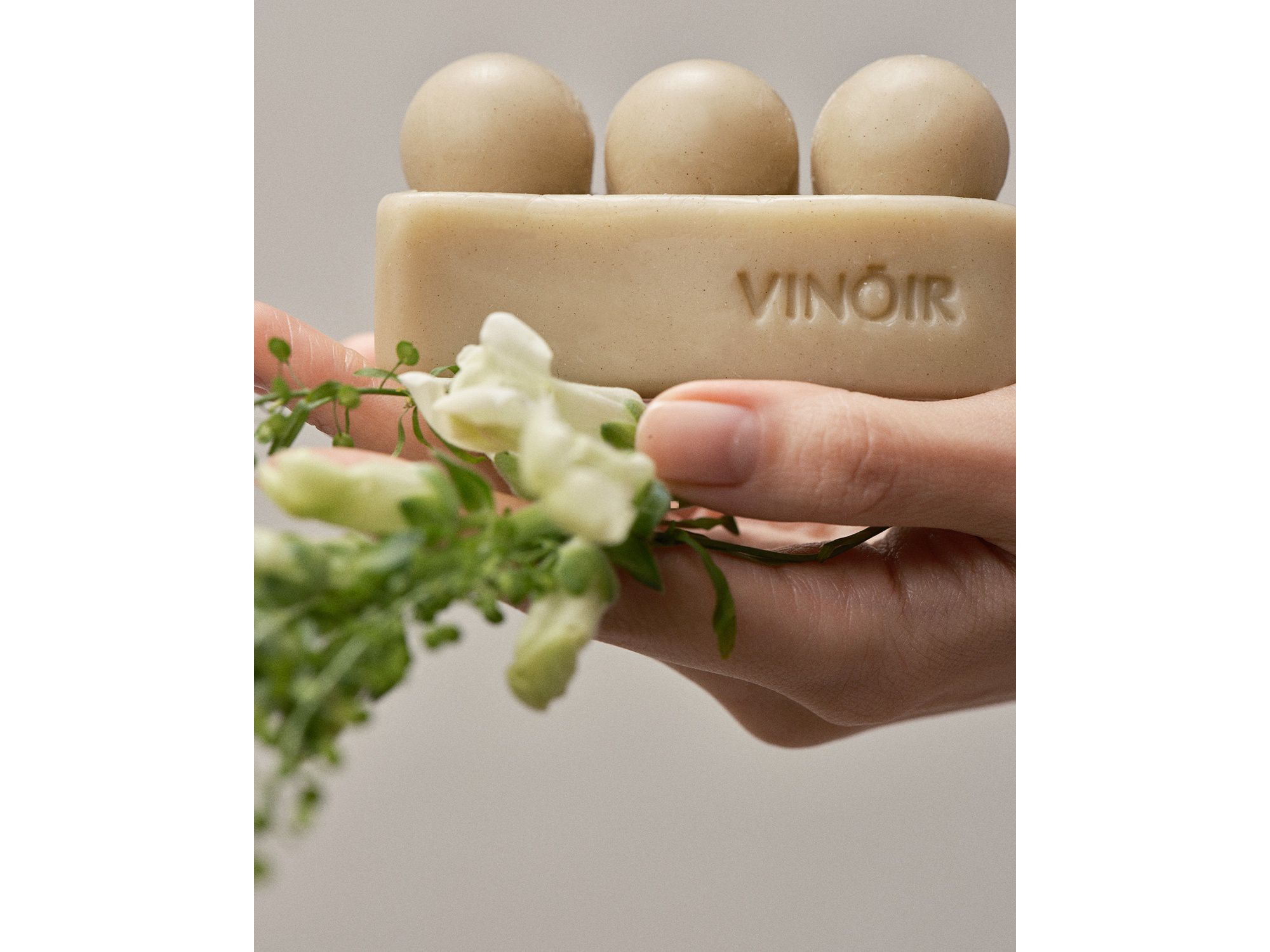 Decanting Shampoo Bar | Le Pique-Nique — Image 5