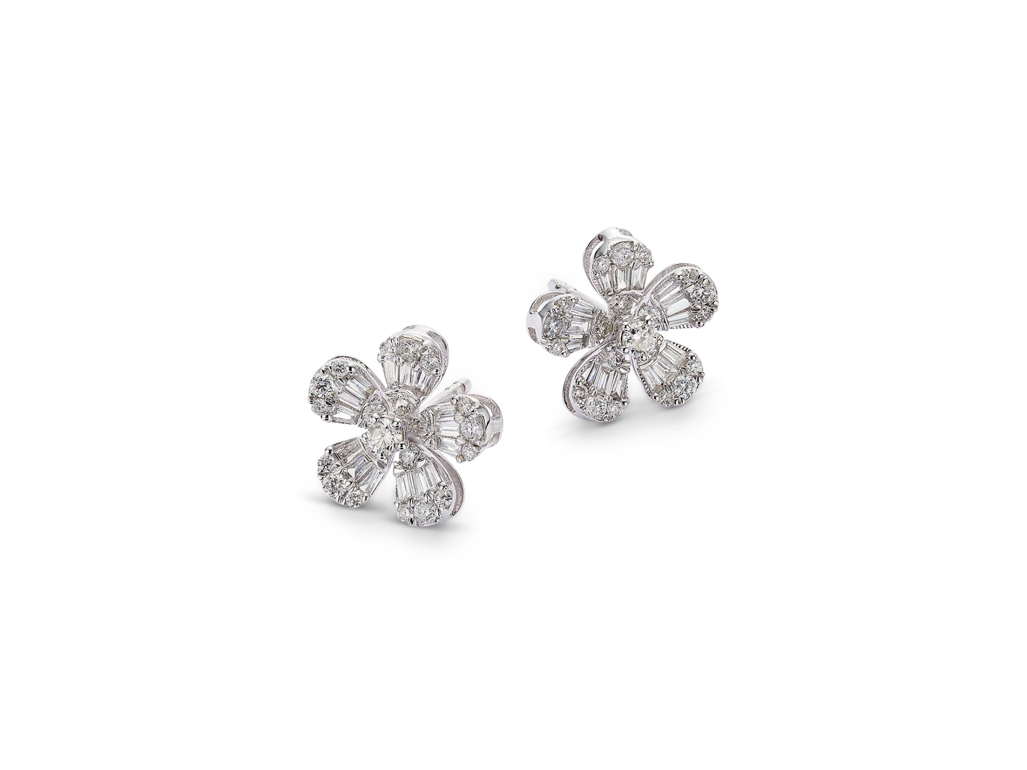 14K White Gold Diamond Flower Stud Earrings, 0.55 tcw — Image 3