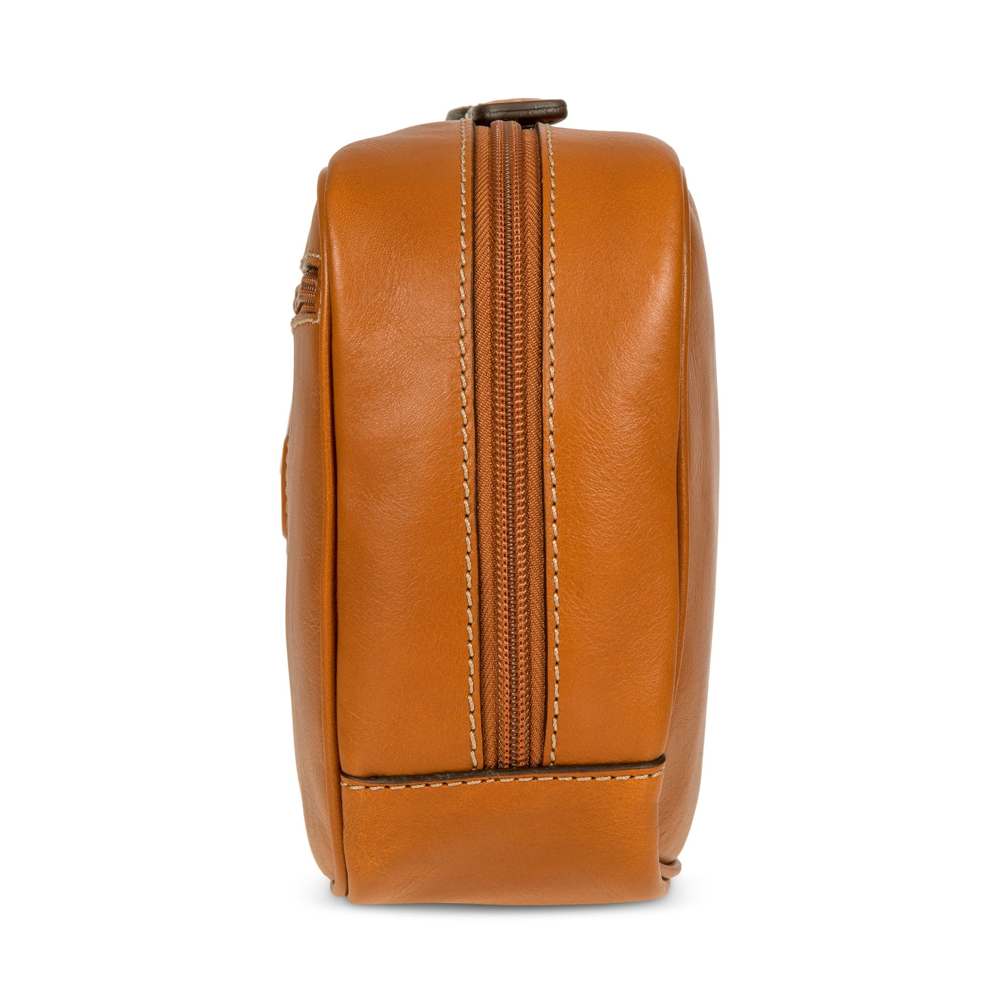Life Pelle Traditional Leather Toiletry Kit — Image 5