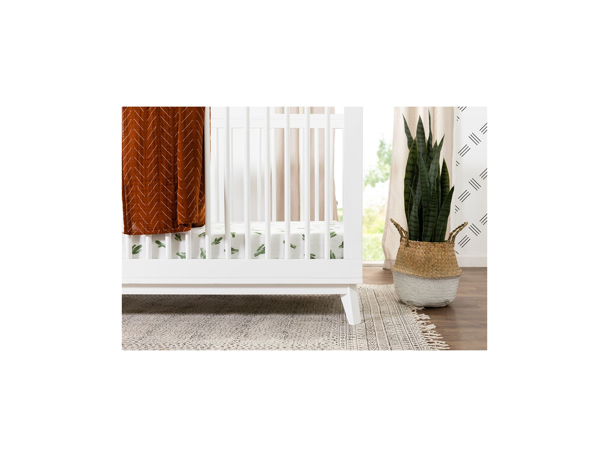 Scoot 3-in-1 Convertible Crib — Image 6