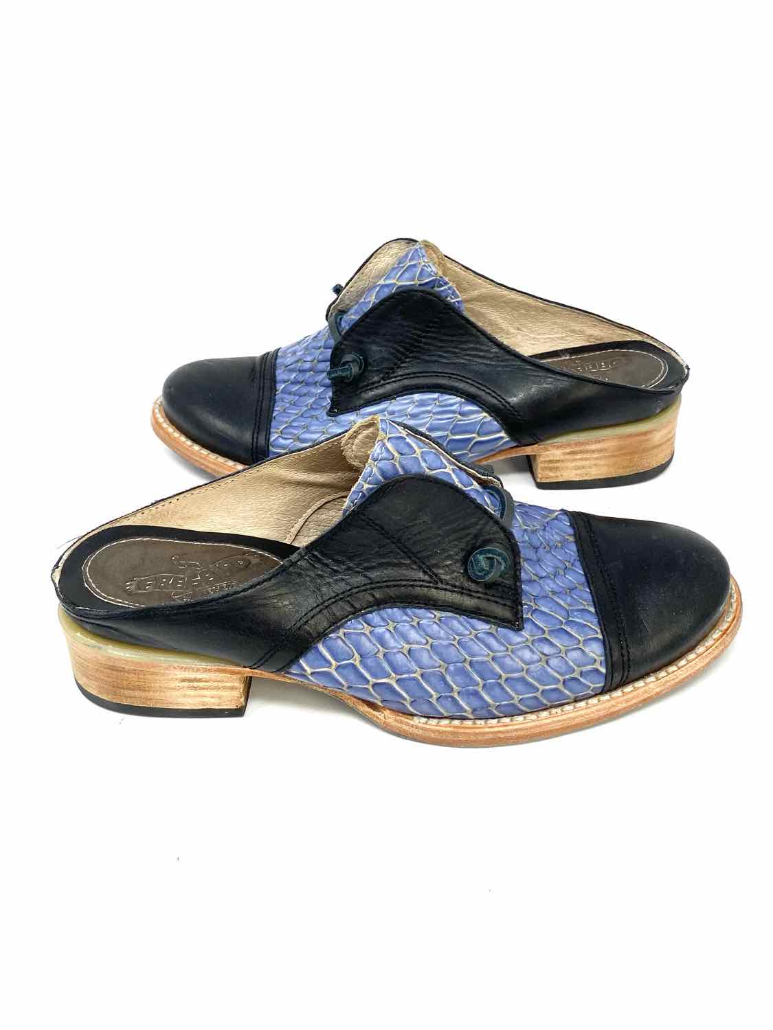 Malena Women's Black Blue Size 7 Loafer Leather Color Block Mules