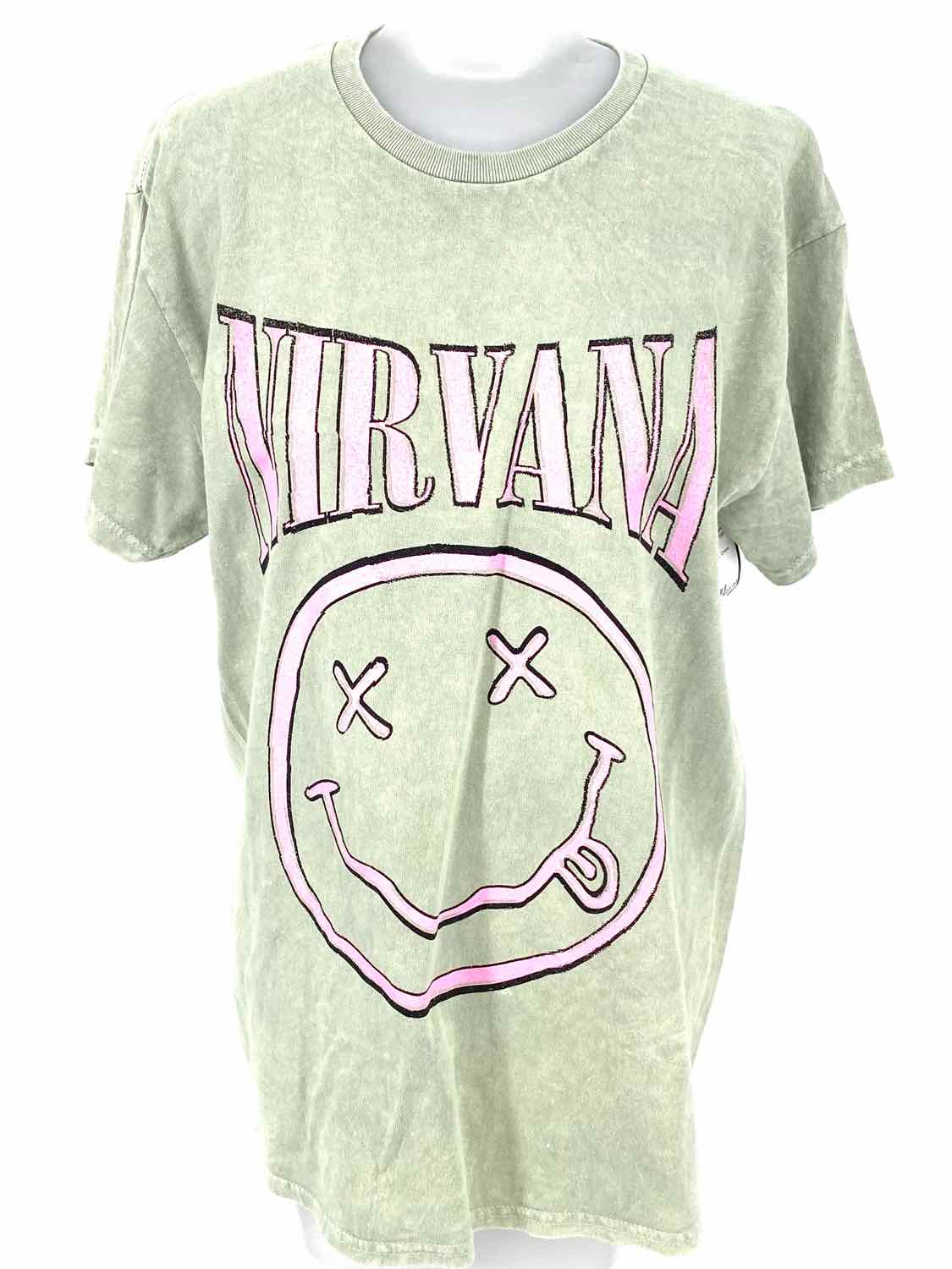 Women's Green Size M Crew Graphics T-shirt