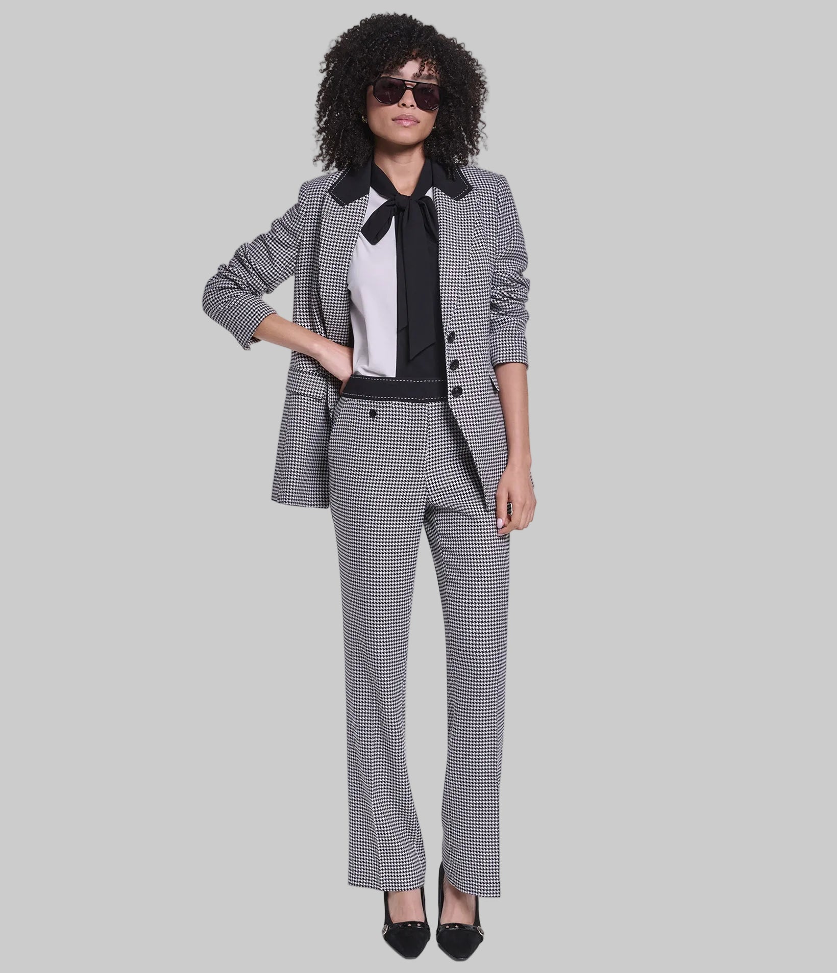 MID RISE CONTRAST HOUNDSTOOTH FLARE PANT, image 6 of 8