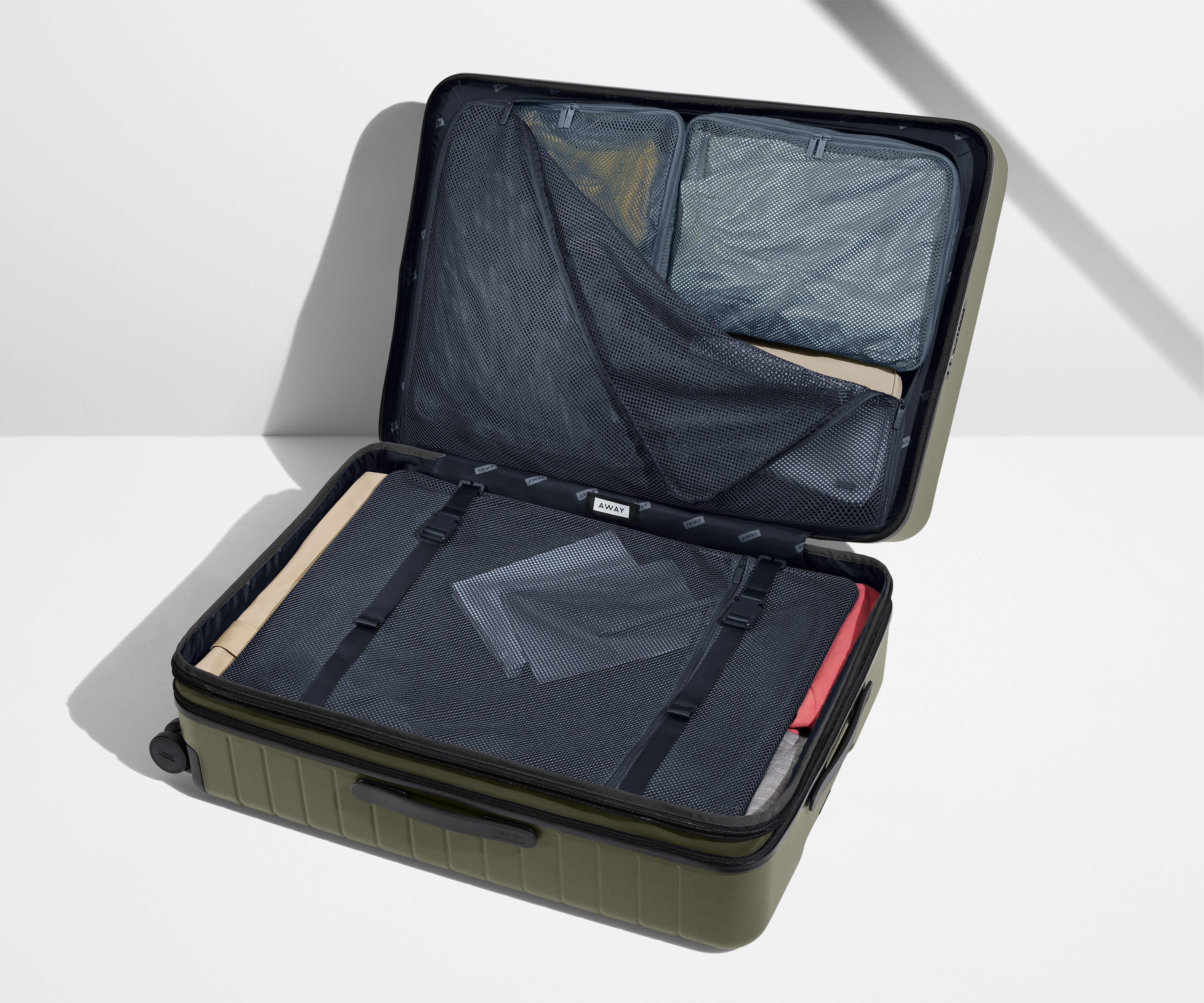 The Large Flex in Olive Green, image 3 of 9
